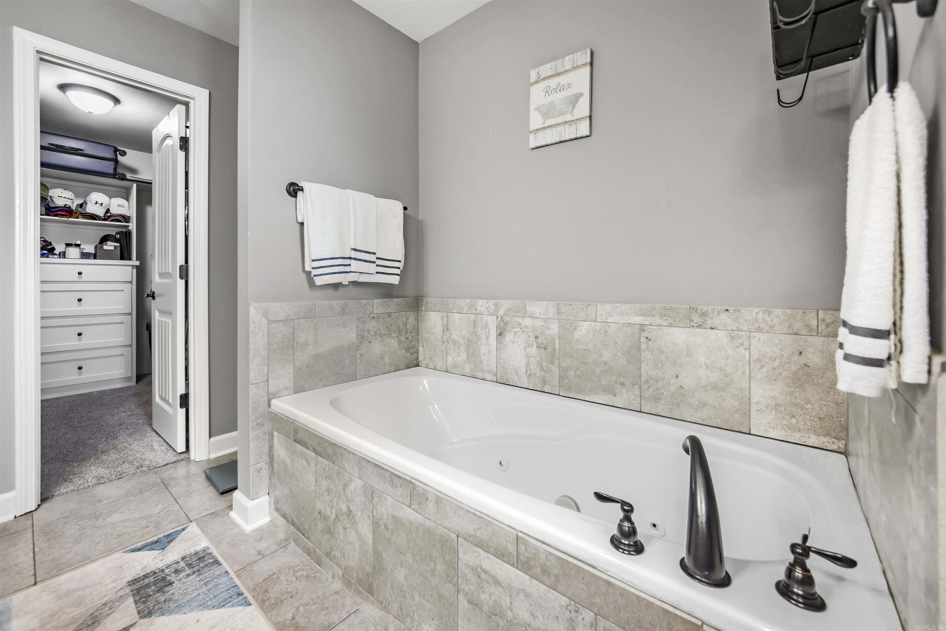 908 Puritan Drive Property Photo 19