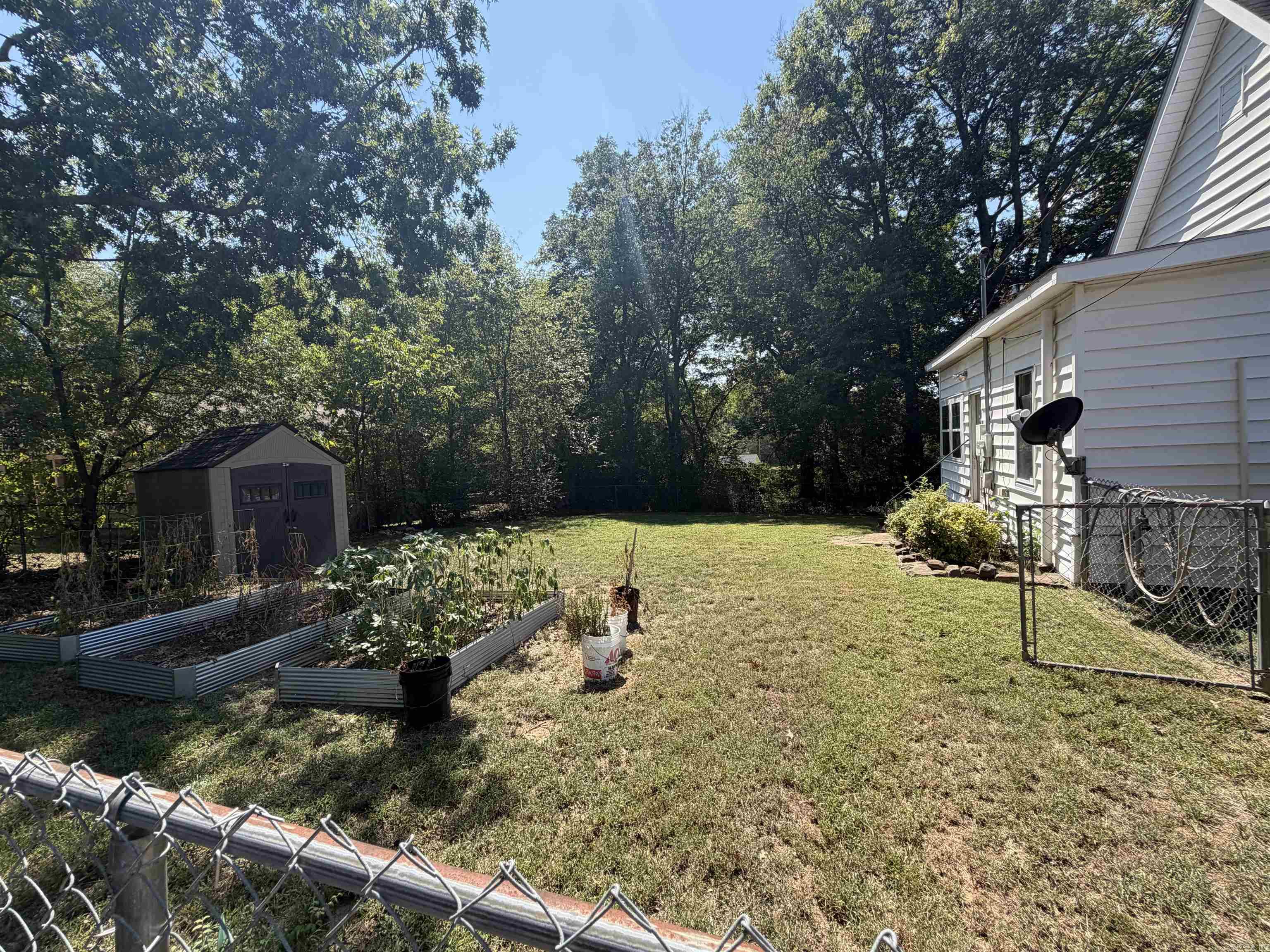 409 W Valley Street Property Photo 3