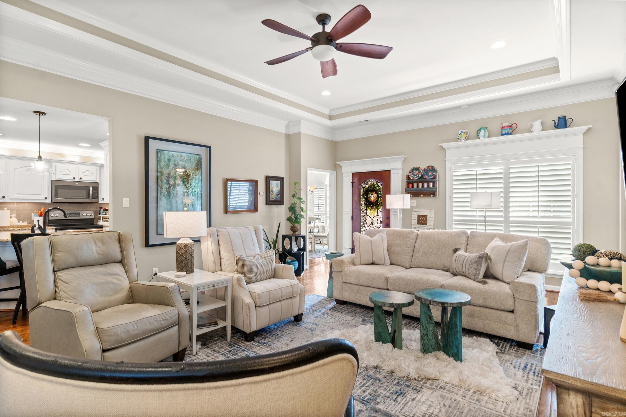 5110 Wall Street Property Photo 3