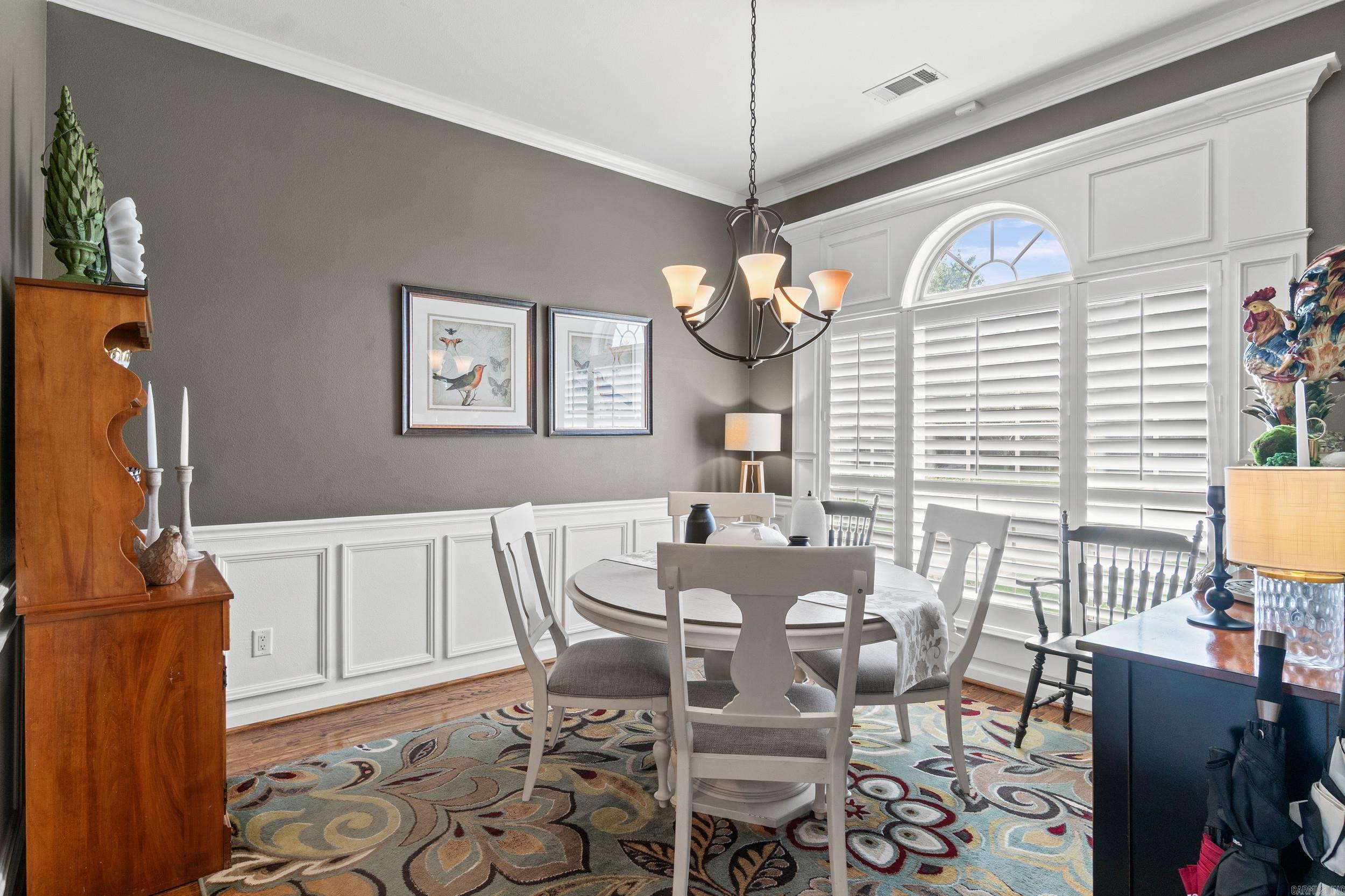 5110 Wall Street Property Photo 9