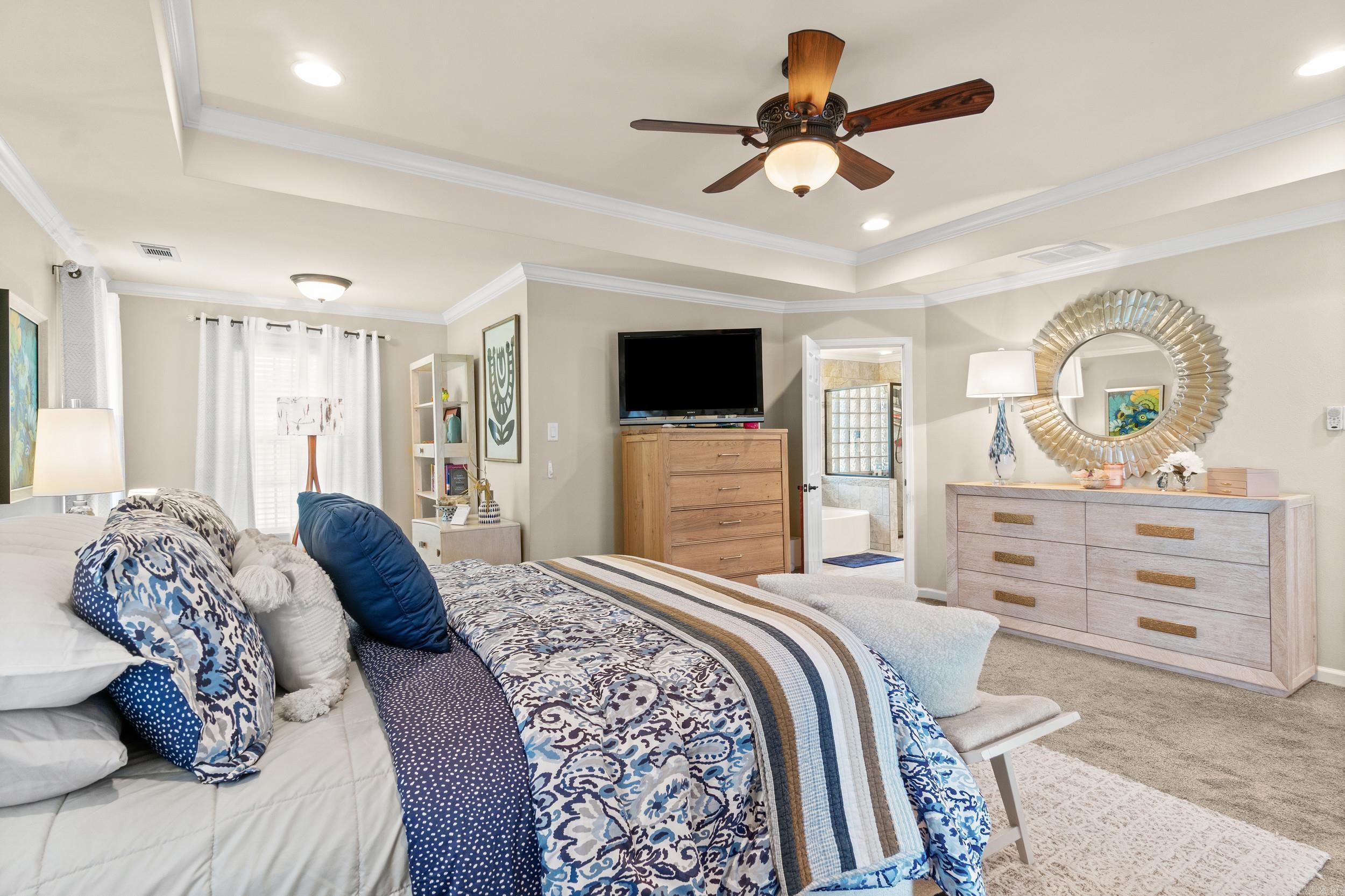 5110 Wall Street Property Photo 11