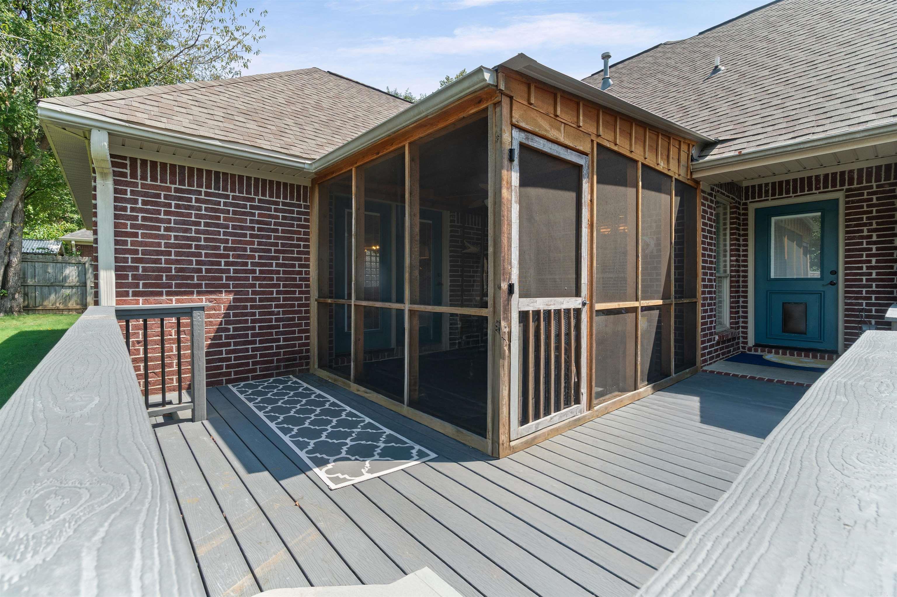 5110 Wall Street Property Photo 22