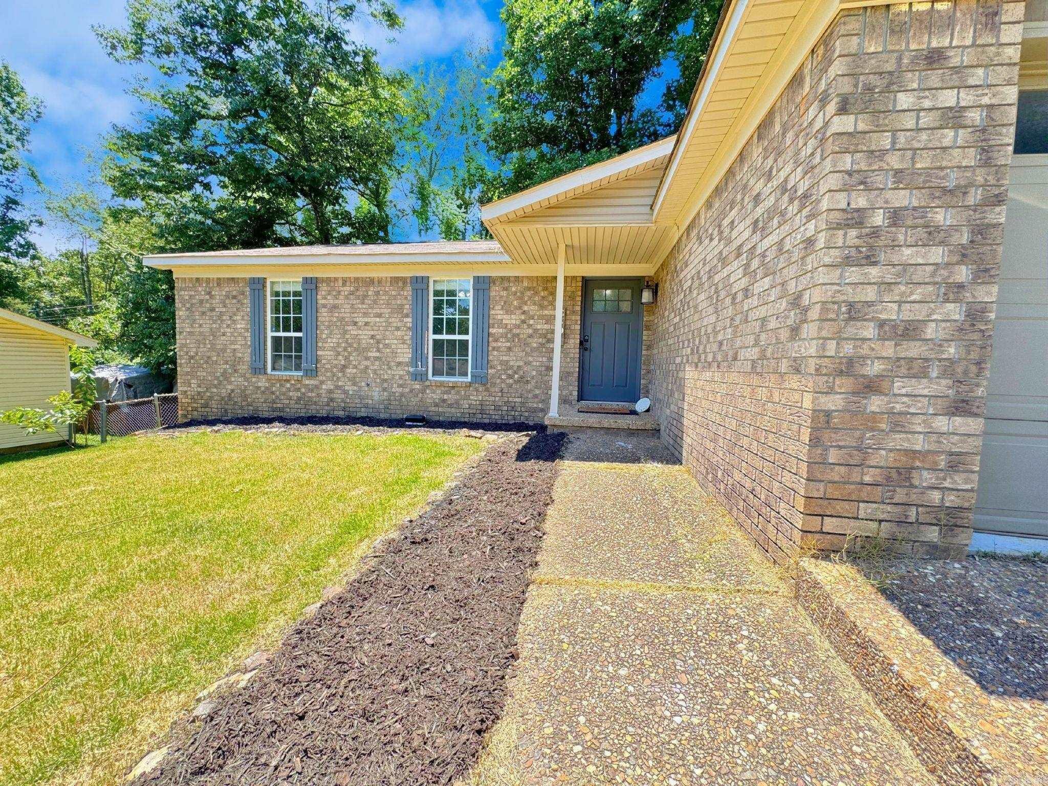 8501 Merriwood Ct Property Photo 2