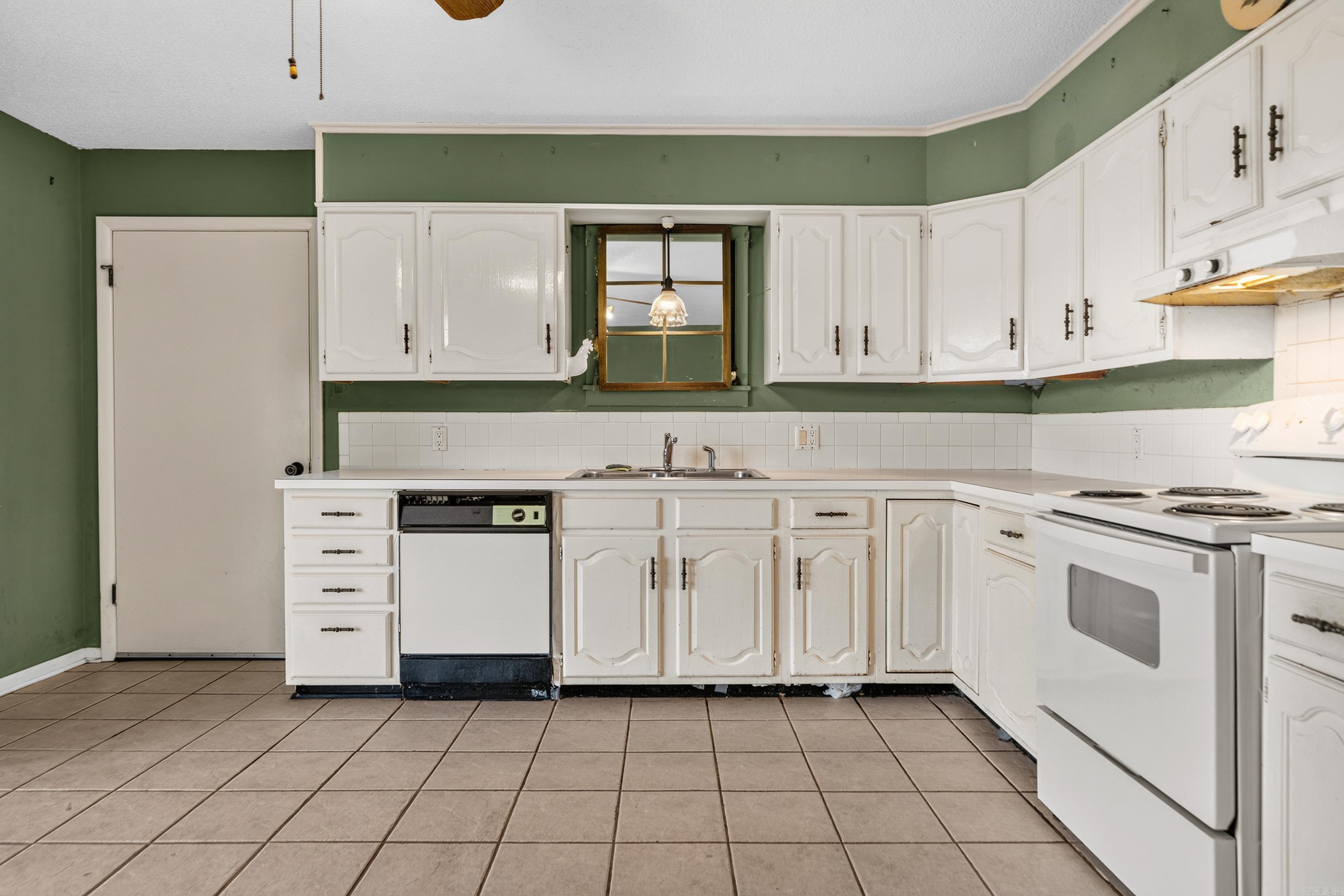 310 Vanadium Circle Property Photo 32