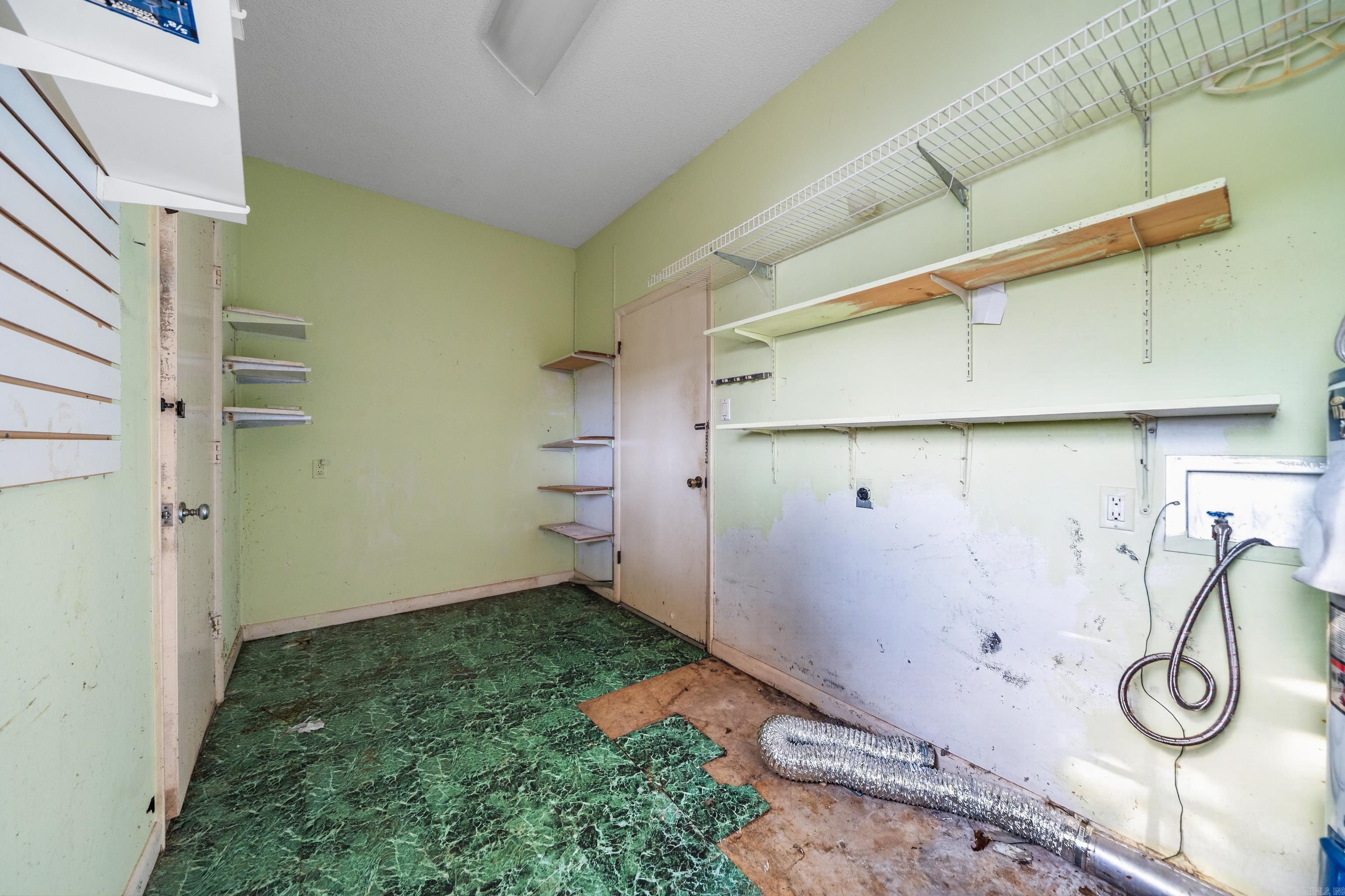 310 Vanadium Circle Property Photo 40