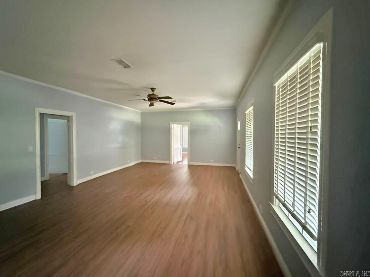 1102 Grand Street Property Photo 10