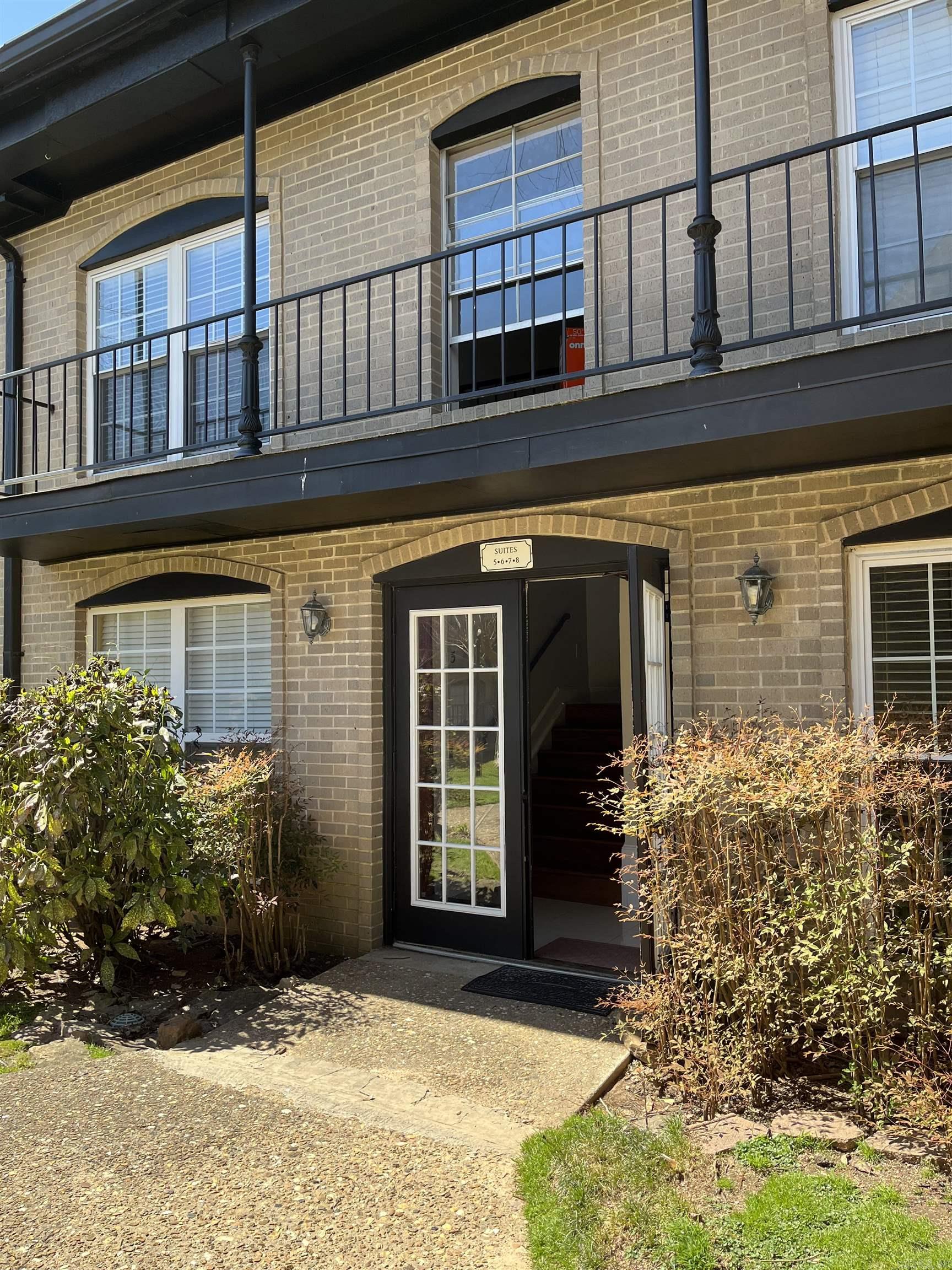 1601 N Bryant St, A6 Property Photo 1