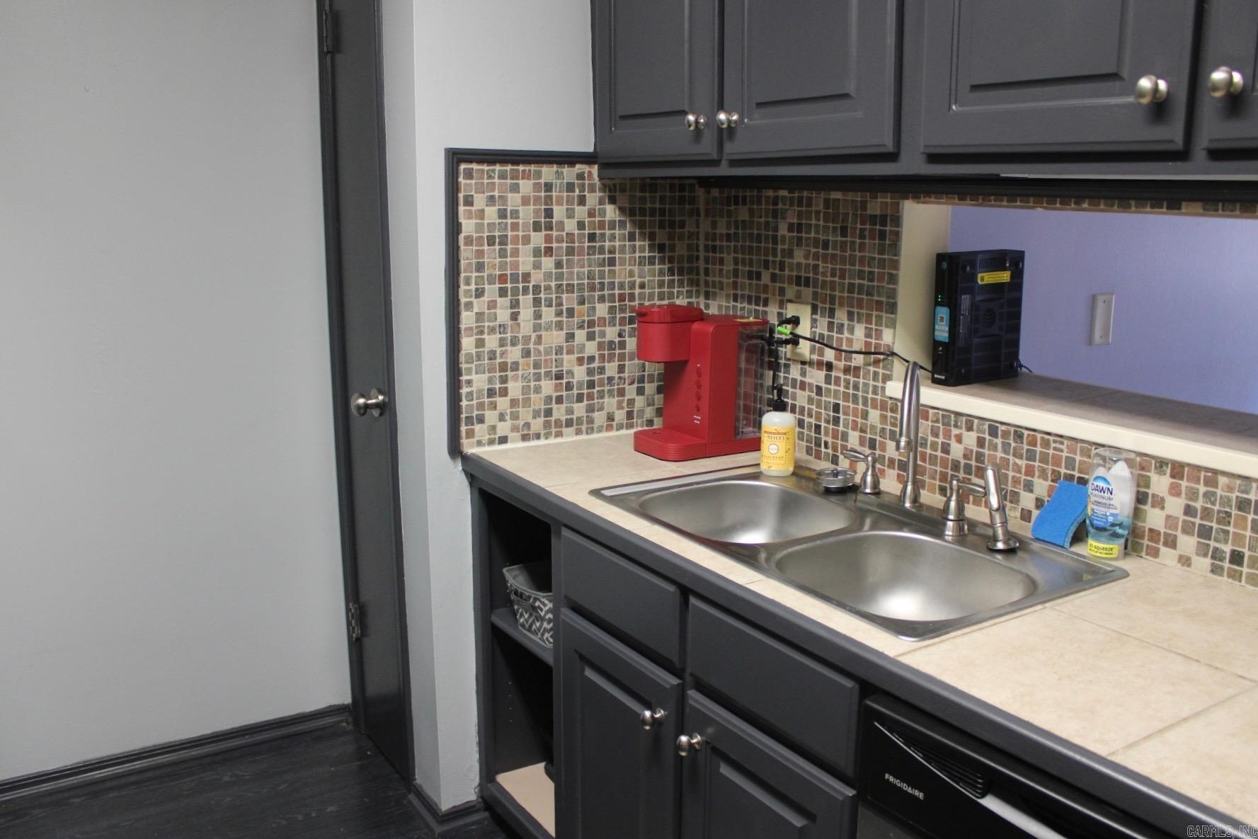 1601 N Bryant St, A6 Property Photo 7