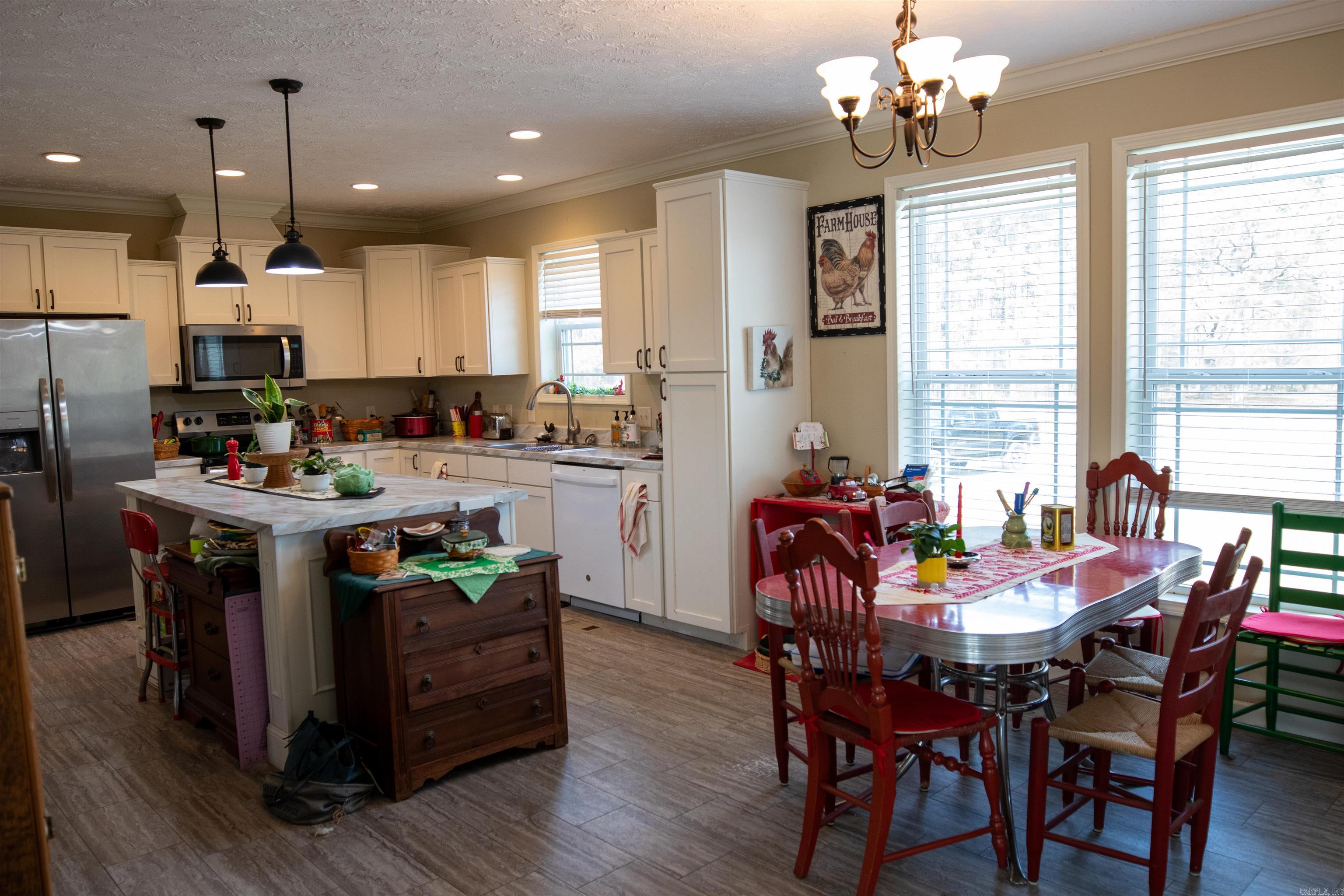 127 Madden Lane Property Photo 5