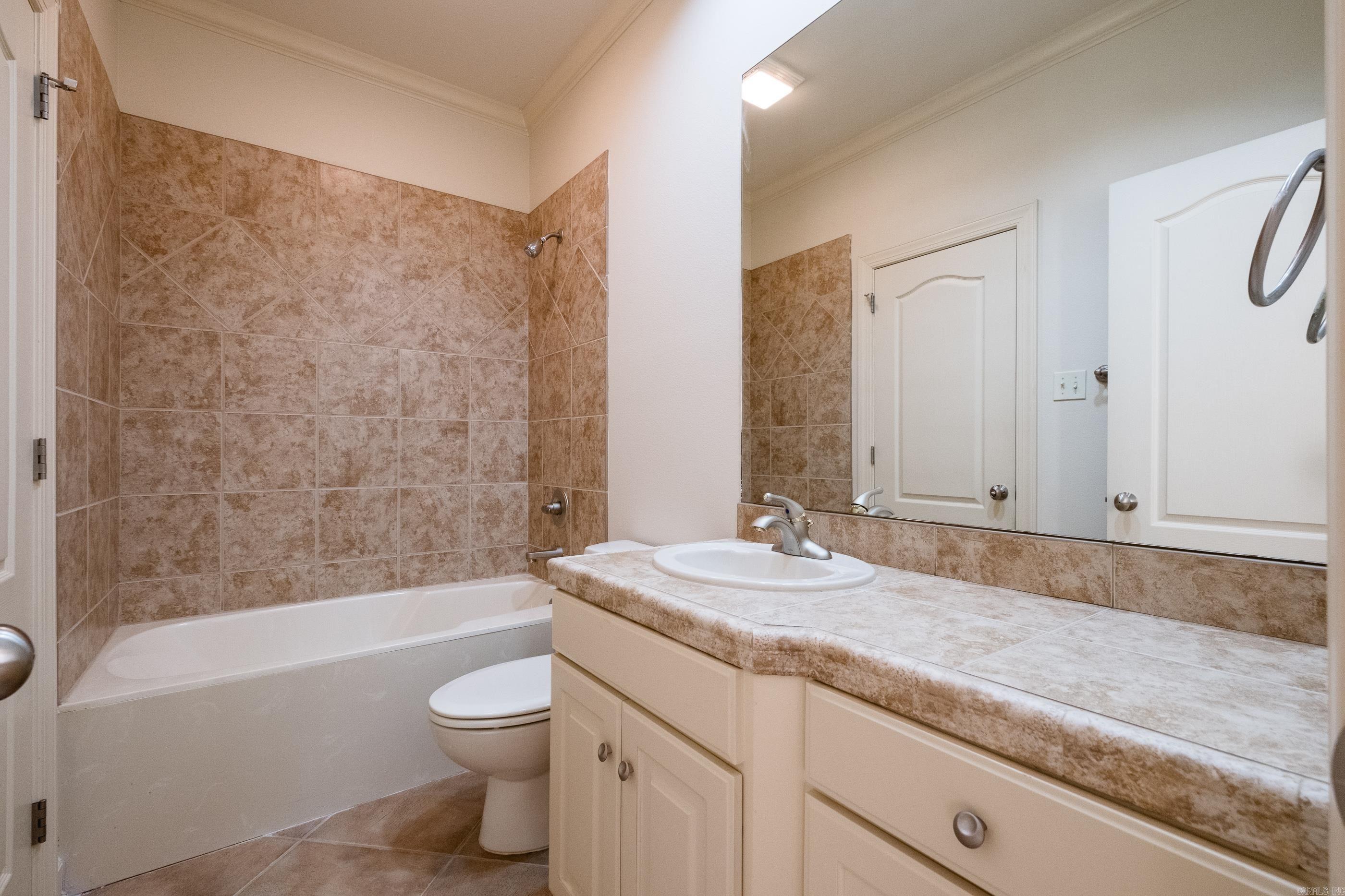 115 Noyant Drive Property Photo 37