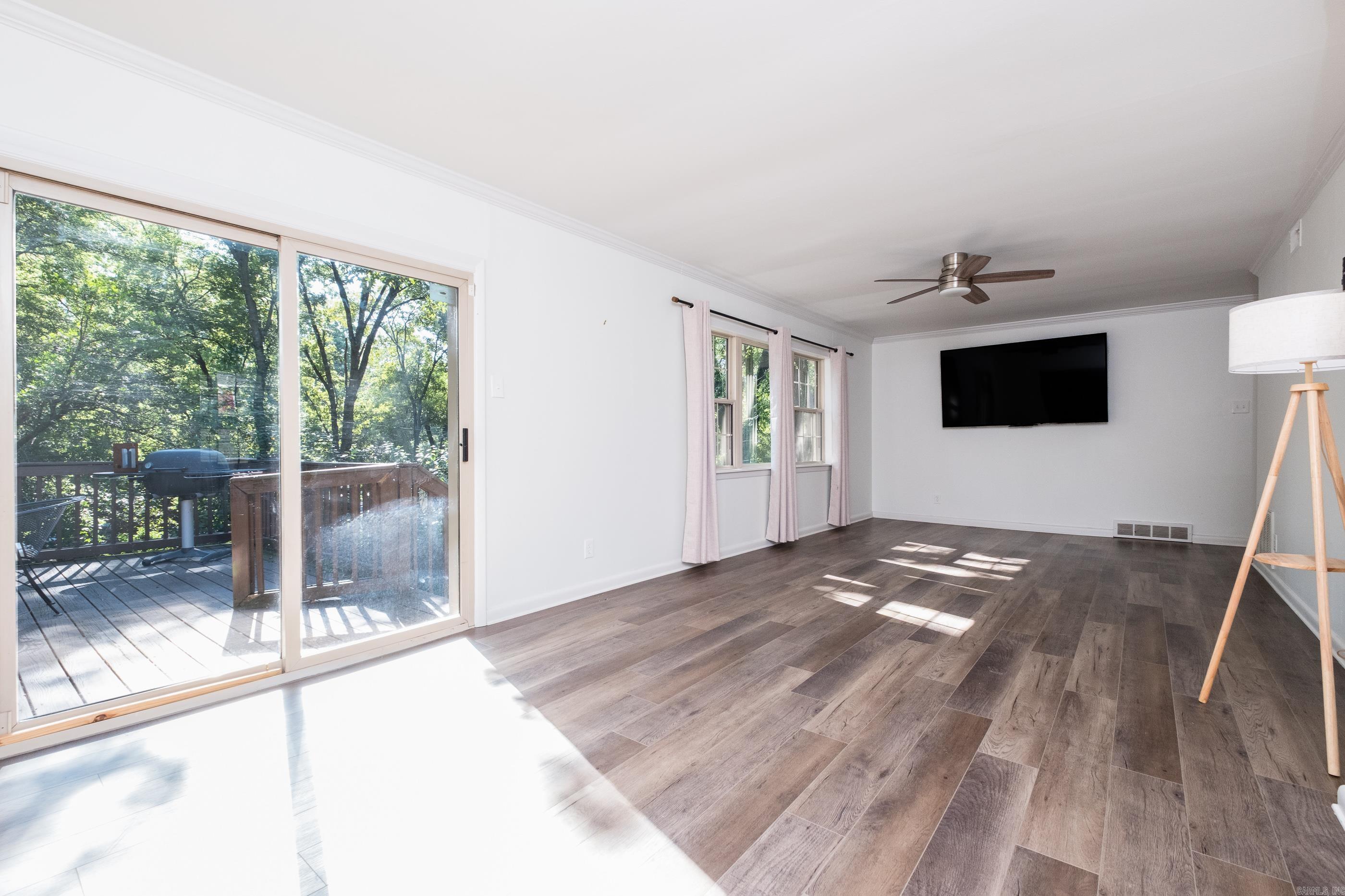 223 Beckwood Drive Property Photo 12