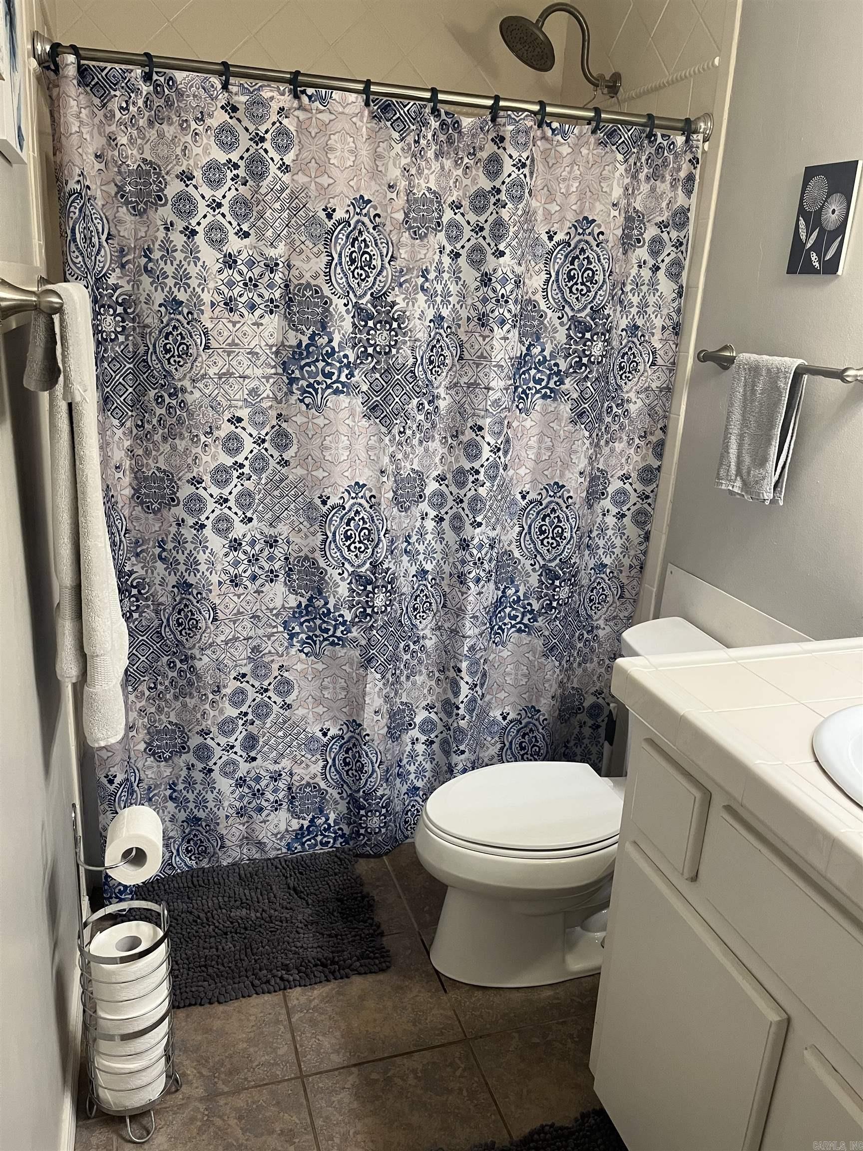 1601 N Bryant St, A12 Property Photo 12