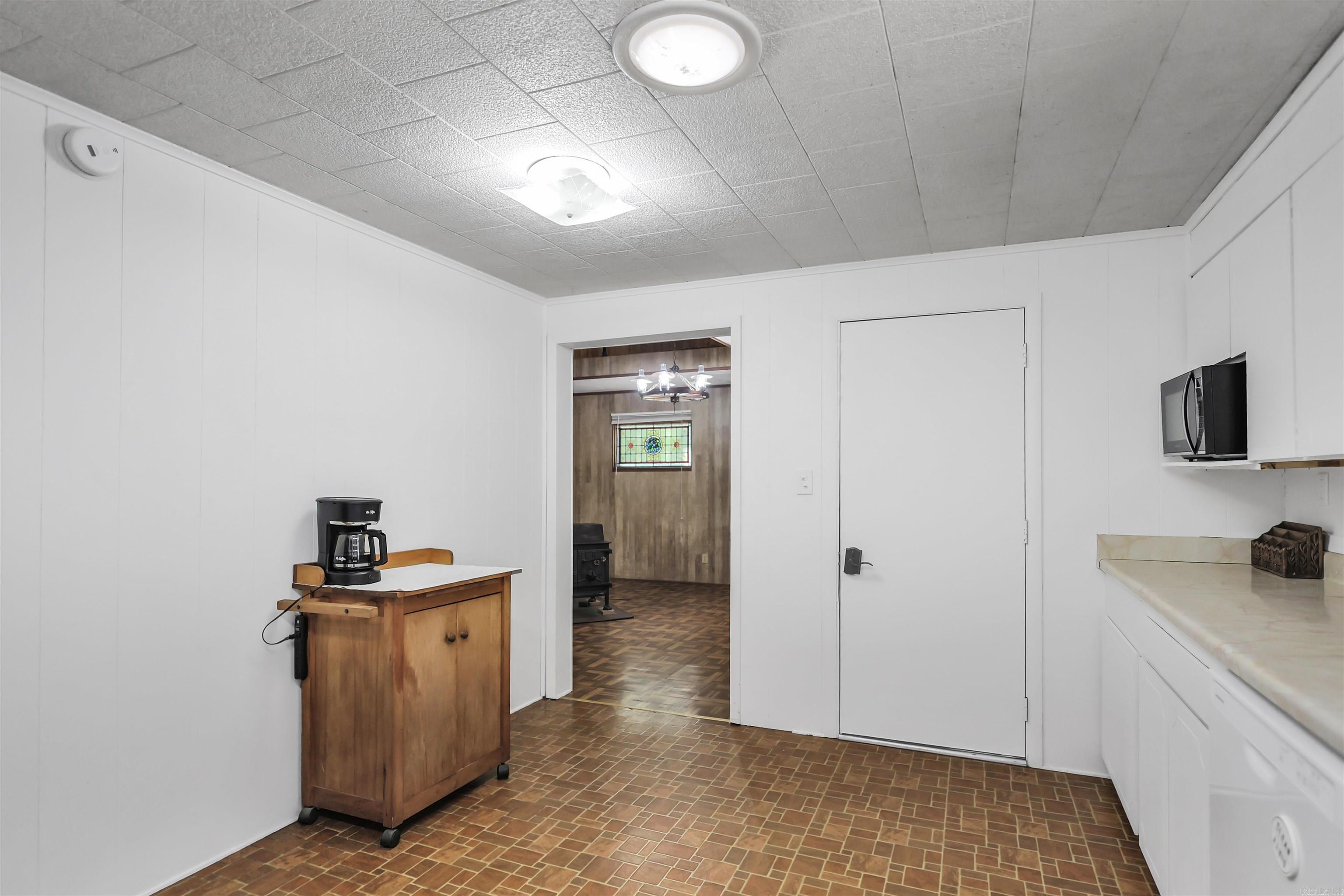 61 Hay Road Property Photo 9