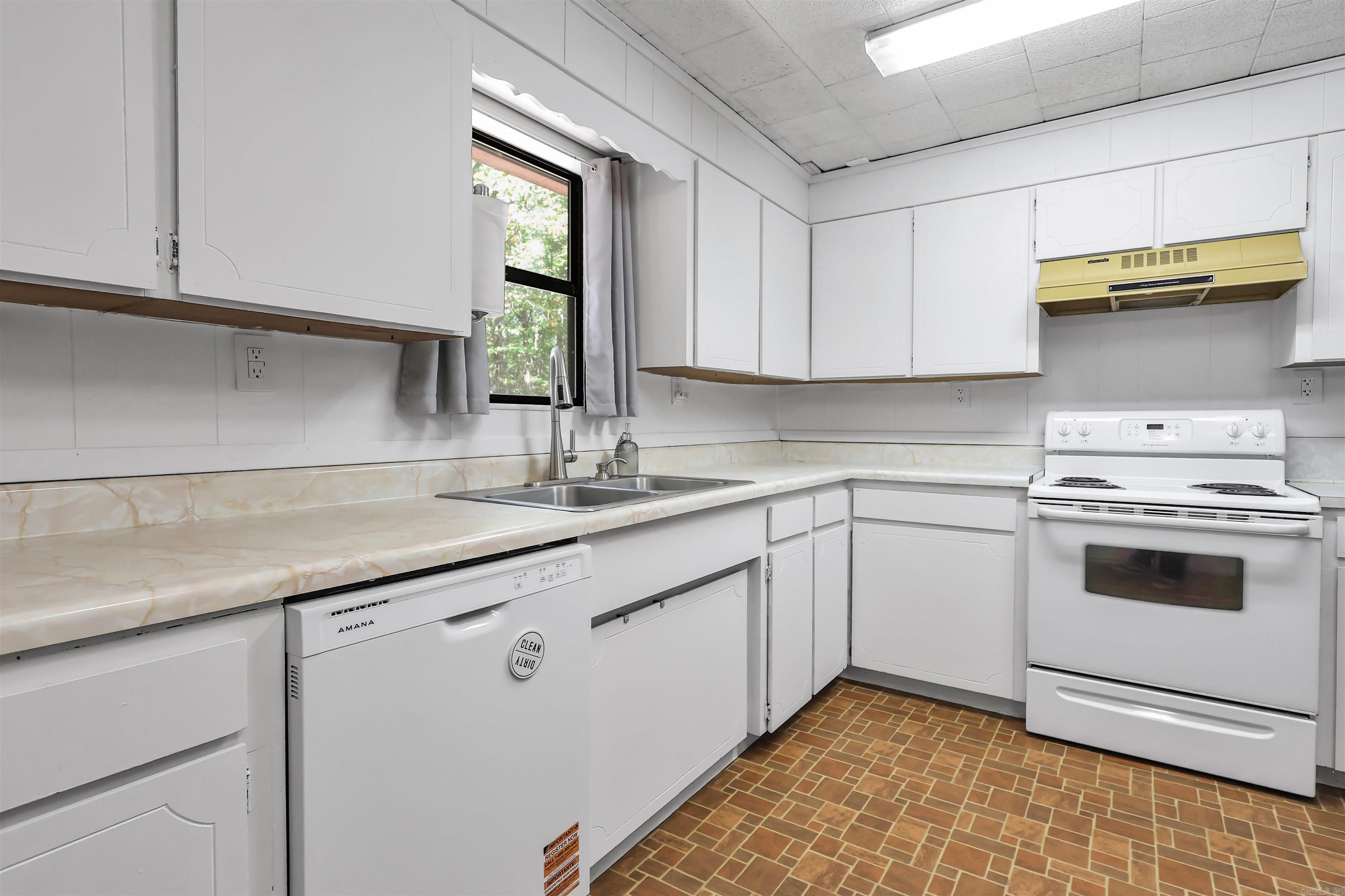 61 Hay Road Property Photo 11