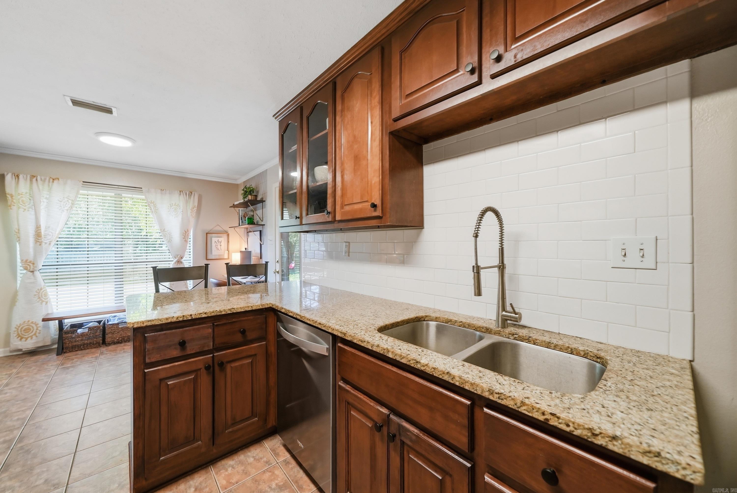 1505 Pinefield Drive Property Photo 8
