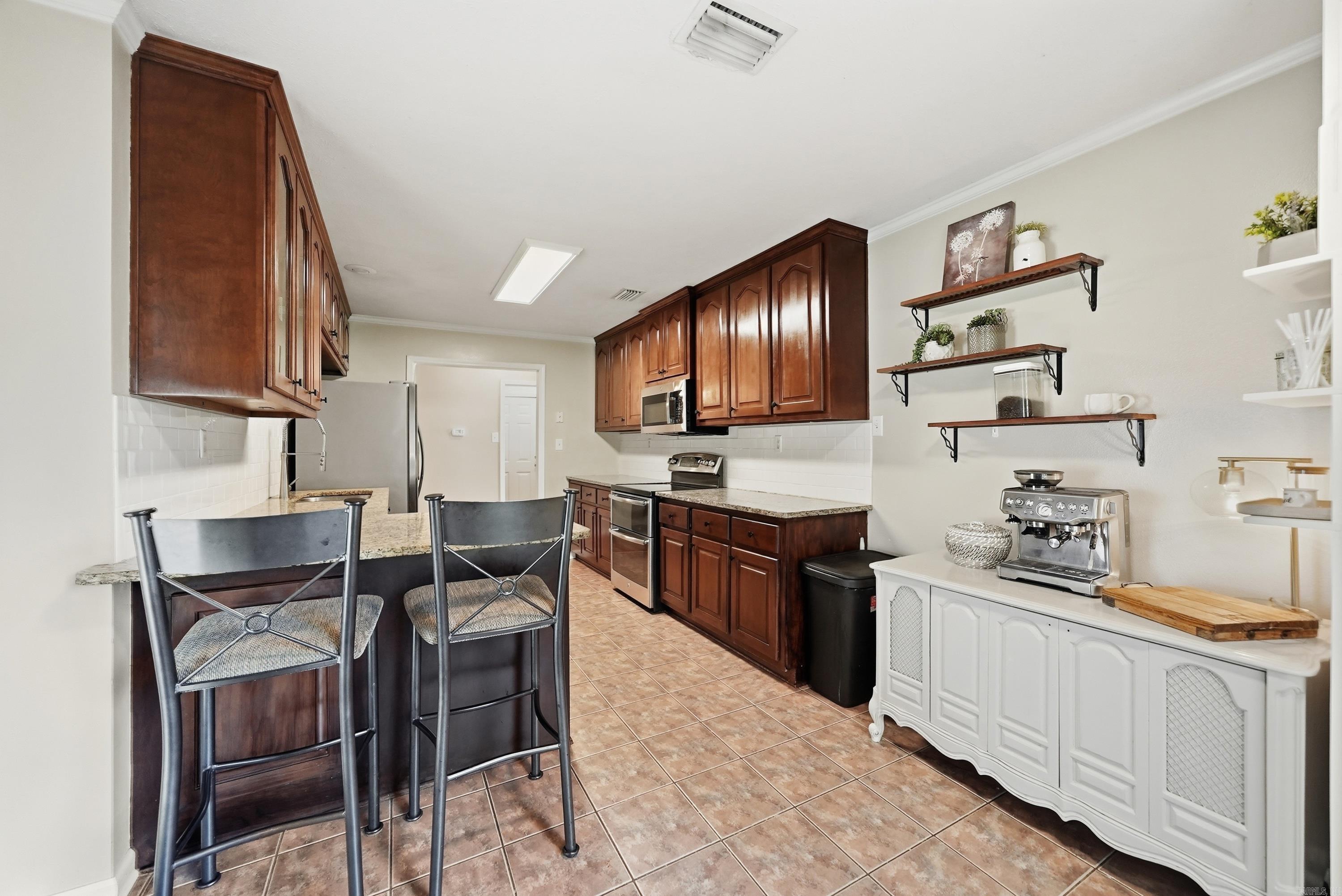 1505 Pinefield Drive Property Photo 9