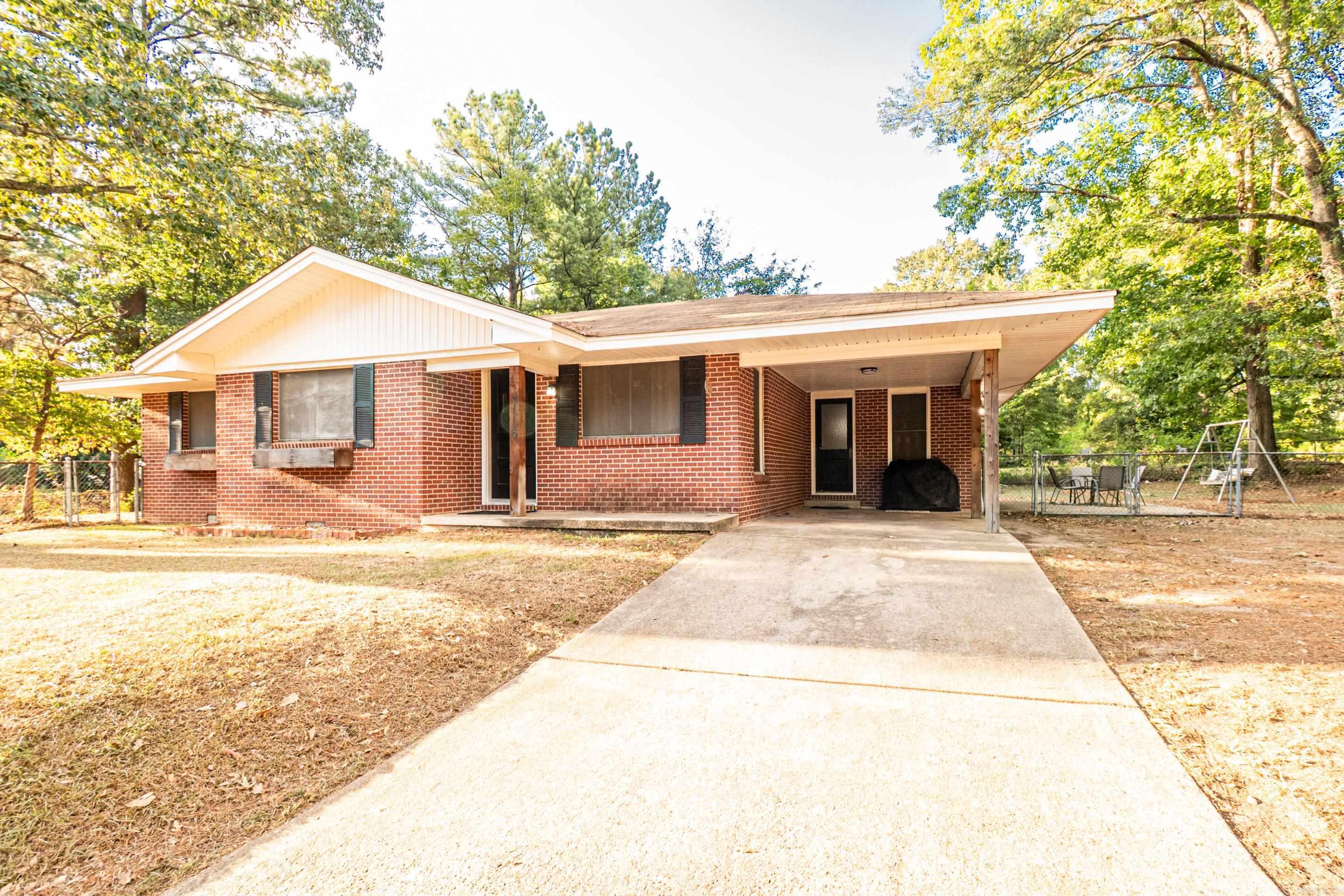 3116 Morgan Ln Property Photo 1