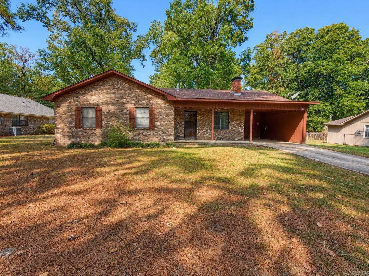 202 Huntington Place Property Photo 1