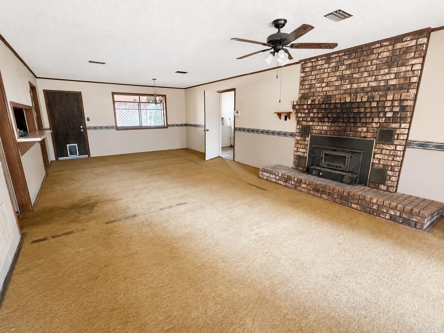 202 Huntington Place Property Photo 4