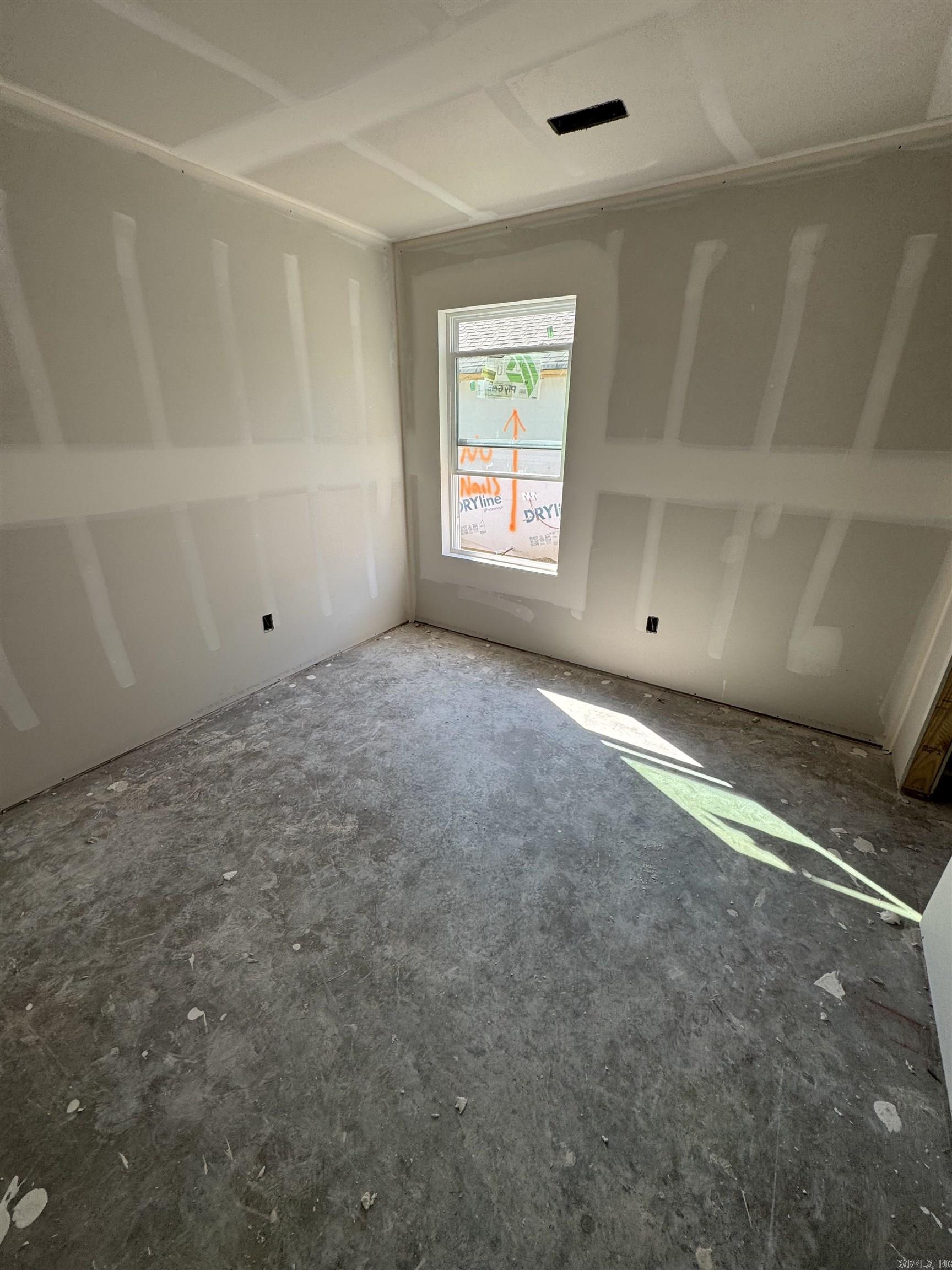 1633 Rambling Brook Drive Property Photo 6