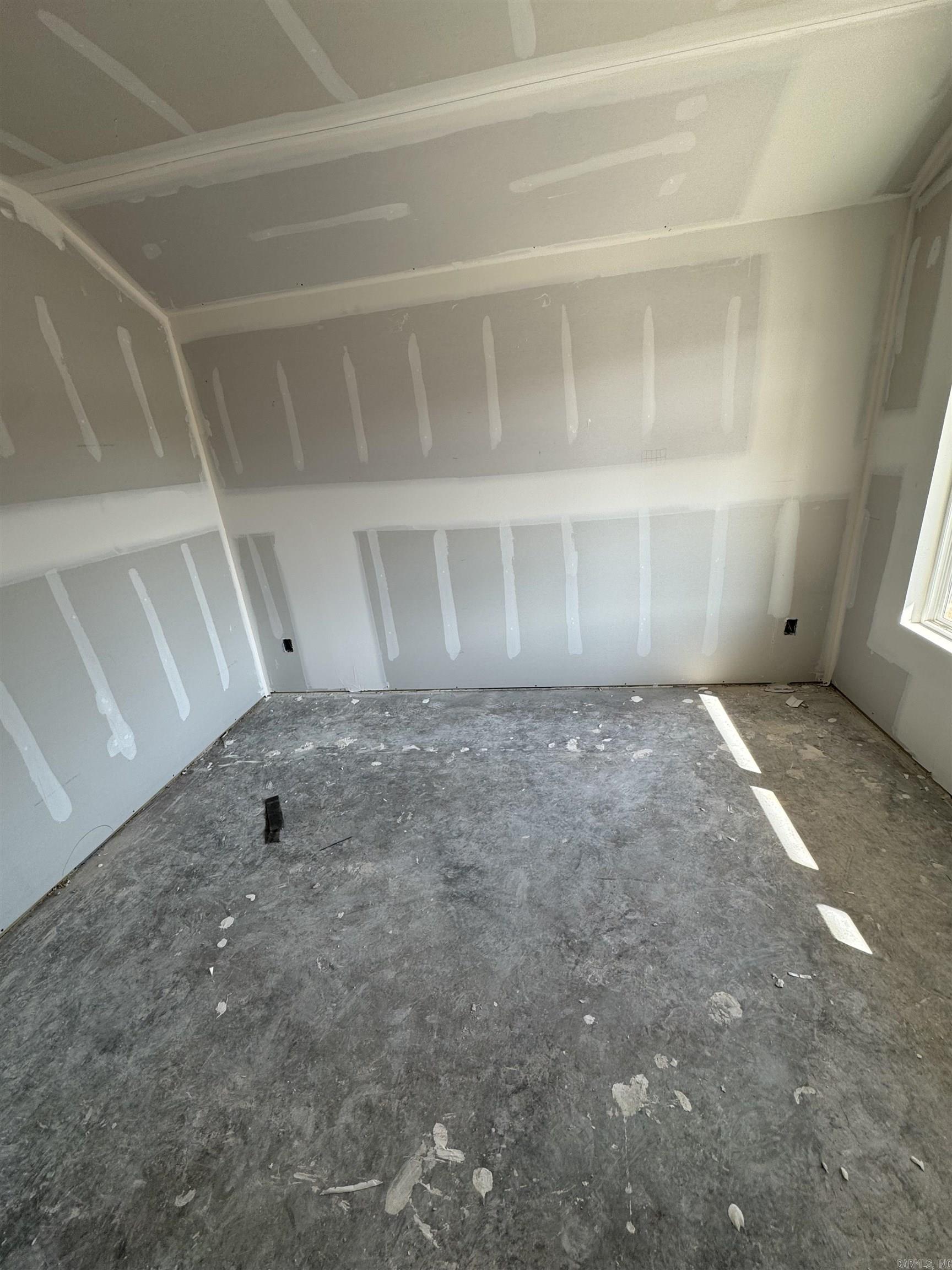 1633 Rambling Brook Drive Property Photo 7