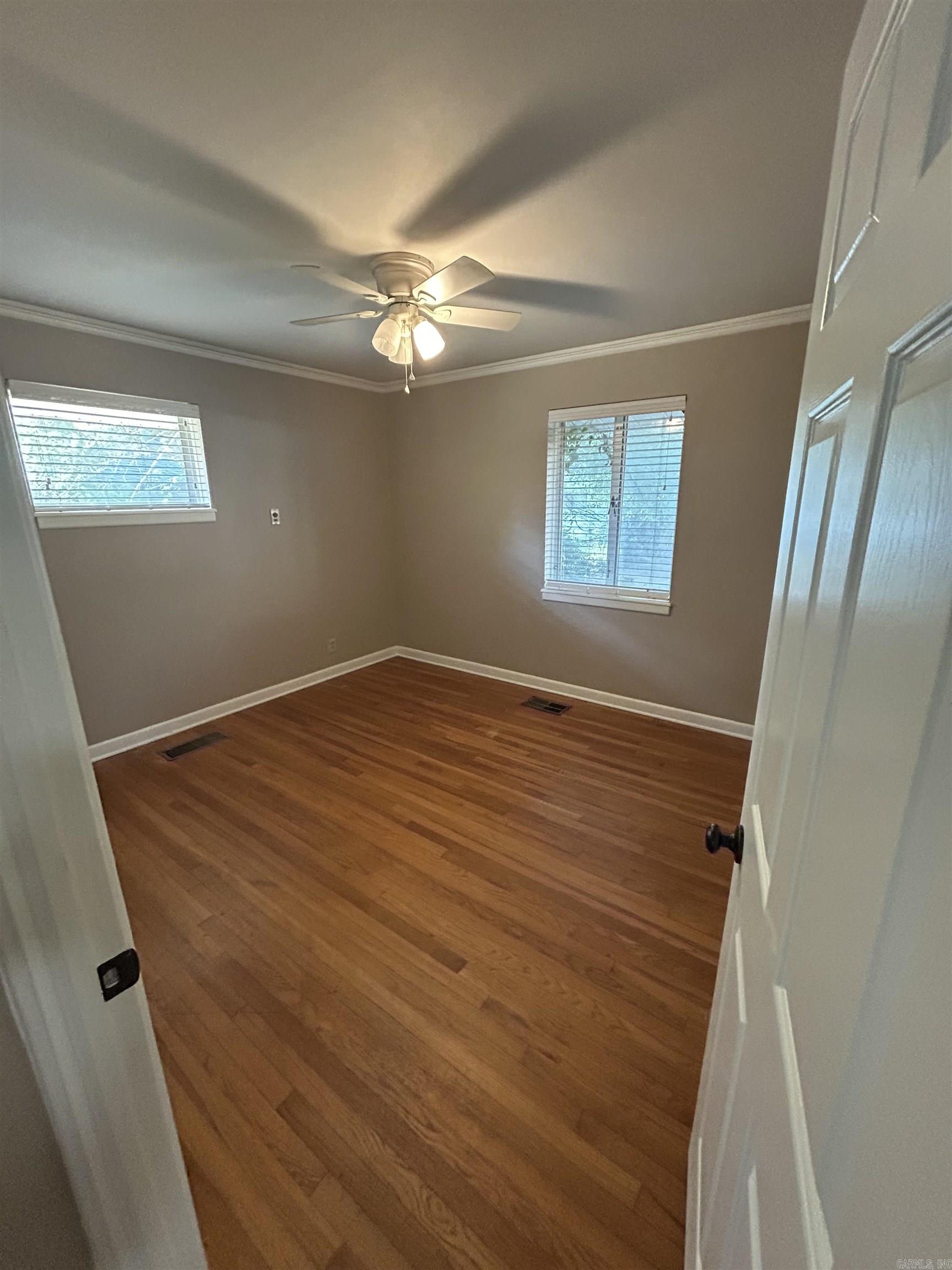 10 Barbara Circle Property Photo 12