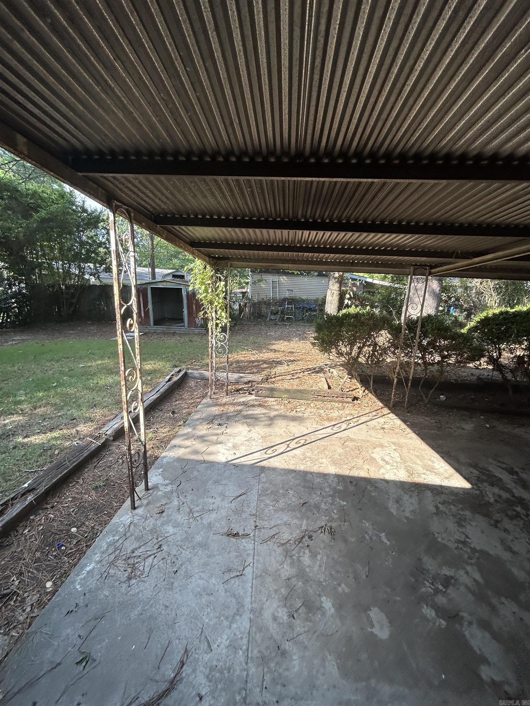 10 Barbara Circle Property Photo 15