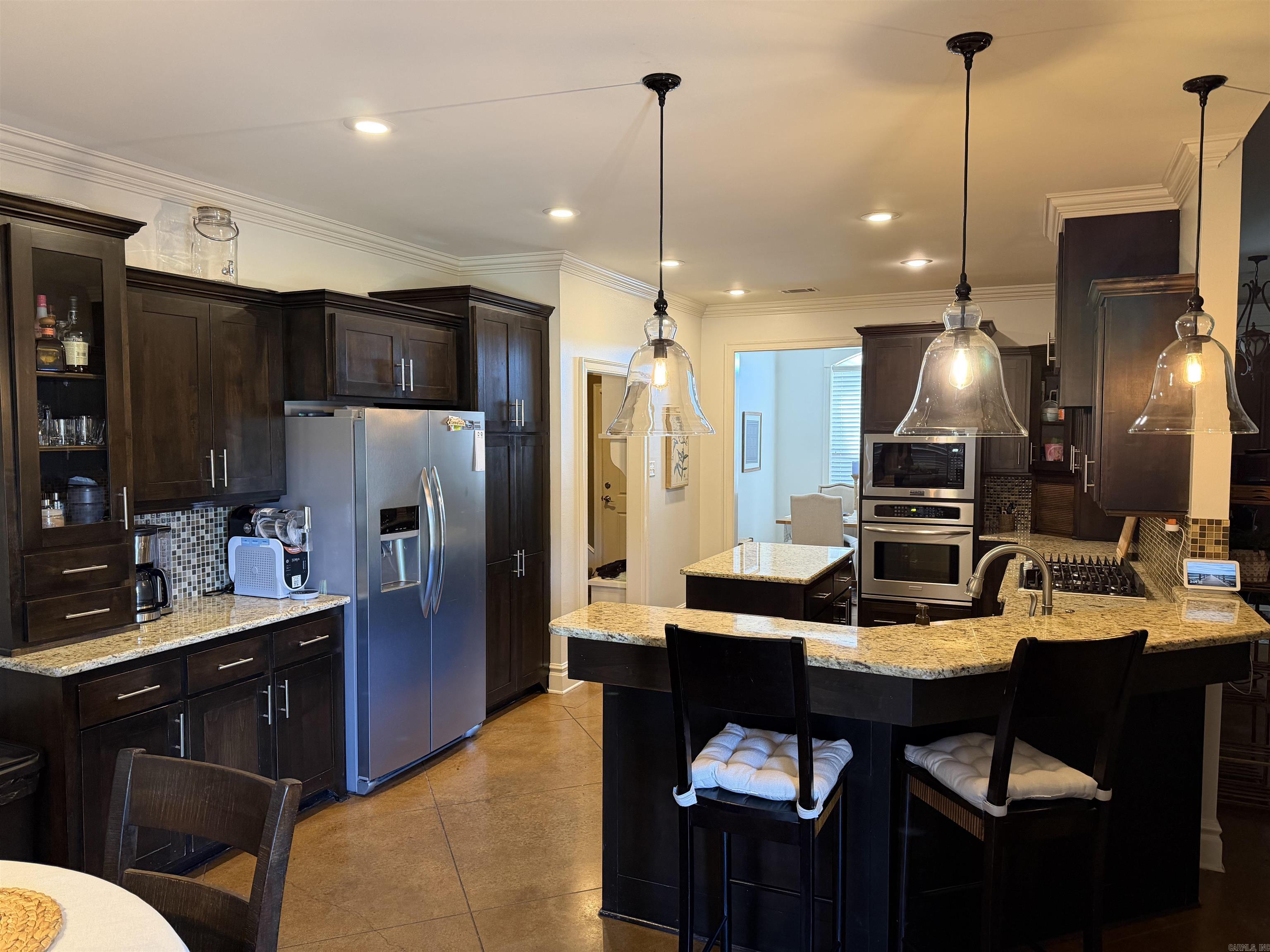 4800 Peterson Cove Property Photo 9