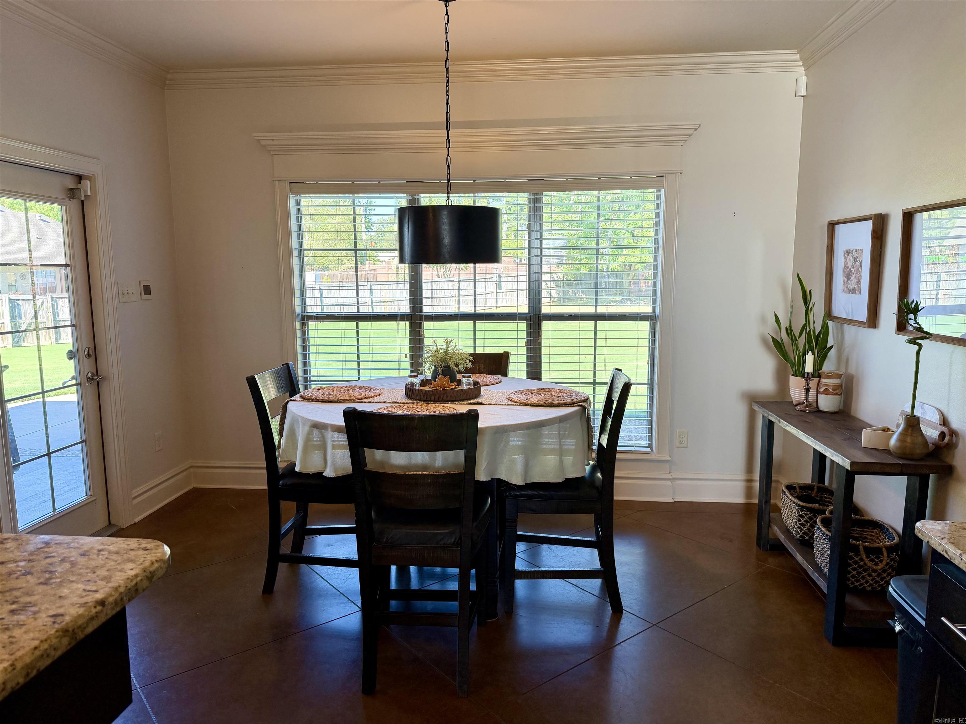 4800 Peterson Cove Property Photo 13