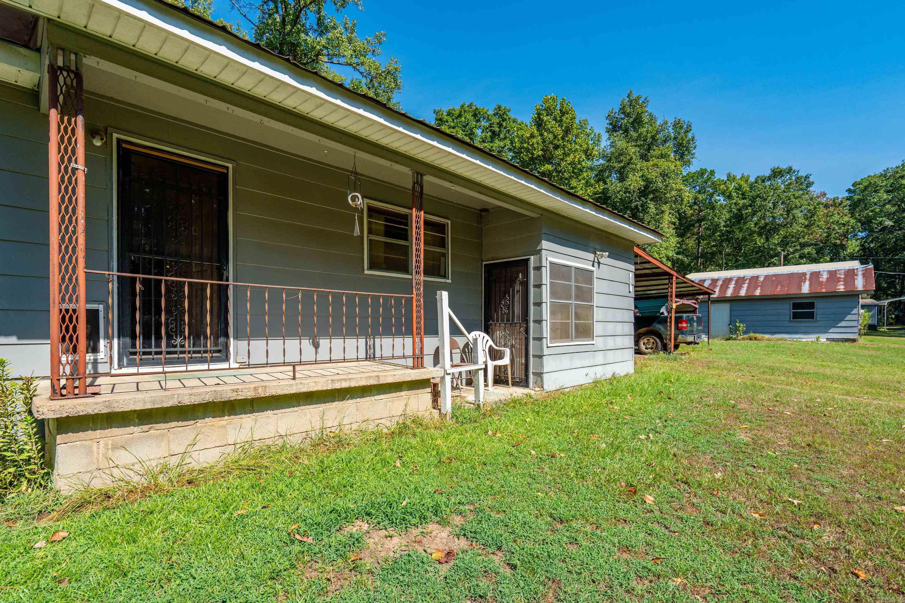 55 & 60 Wood Street Property Photo 11