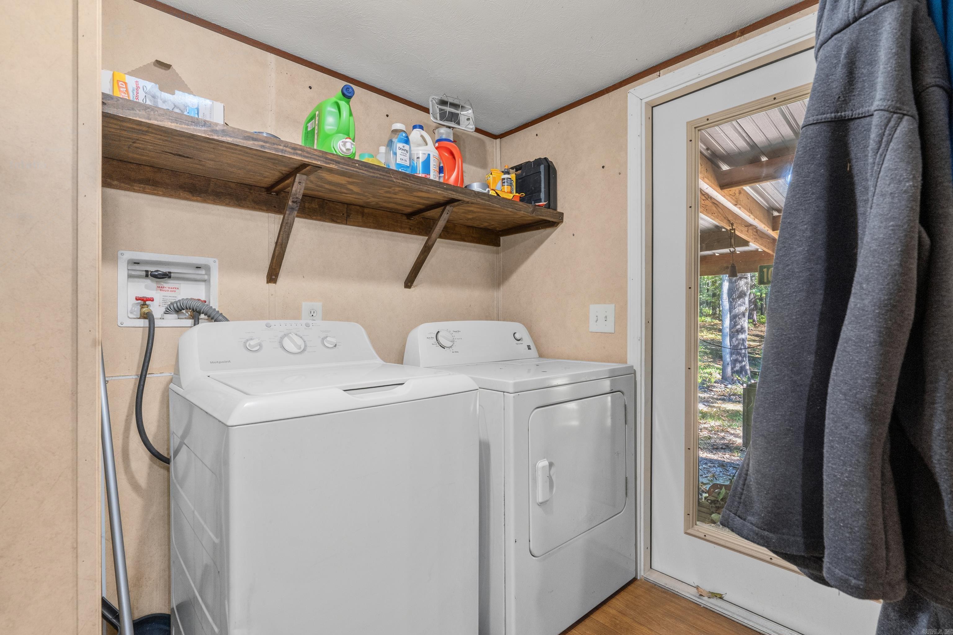 55 & 60 Wood Street Property Photo 37