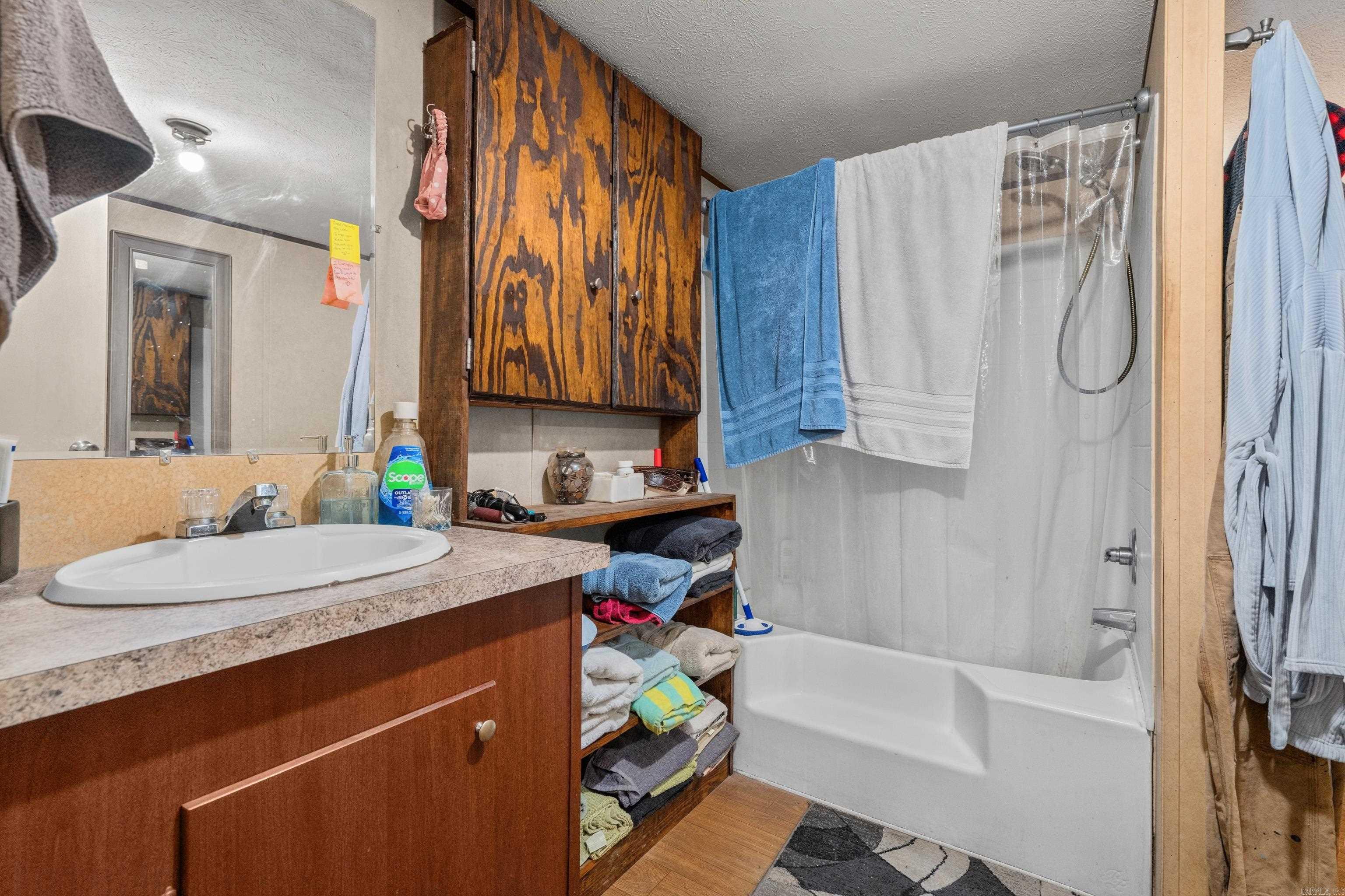 55 & 60 Wood Street Property Photo 40