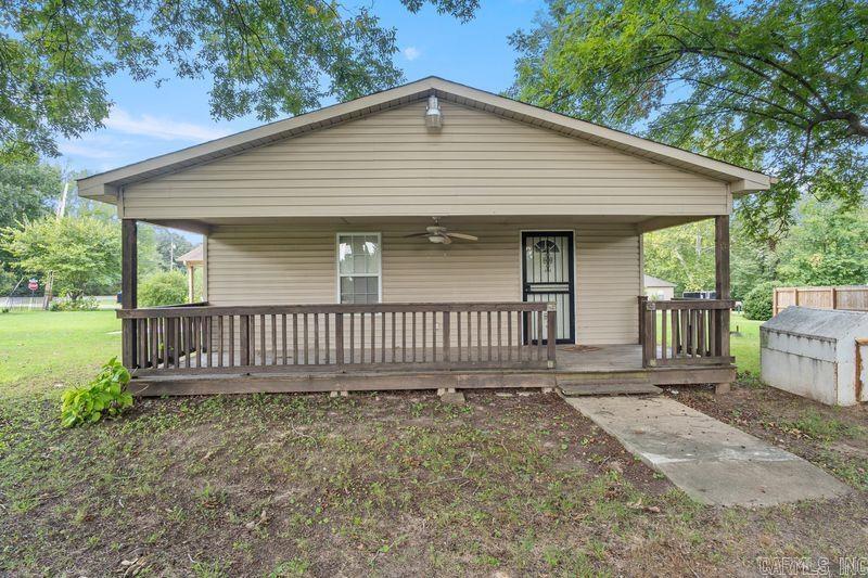 1102 N Lincoln Street Property Photo 5