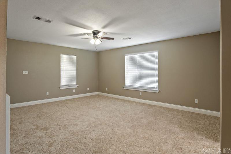 1102 N Lincoln Street Property Photo 13