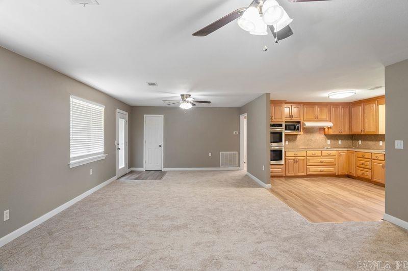 1102 N Lincoln Street Property Photo 16