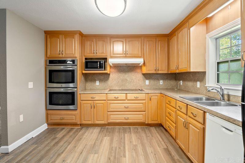 1102 N Lincoln Street Property Photo 17