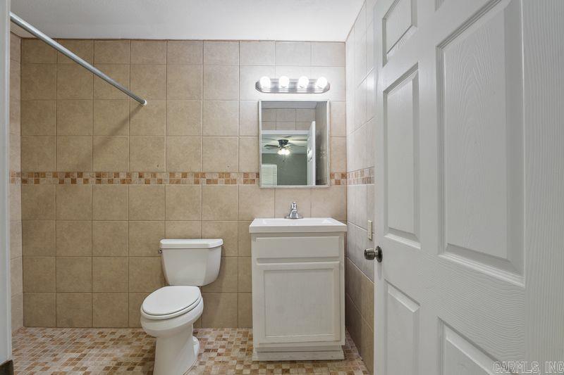 1102 N Lincoln Street Property Photo 23