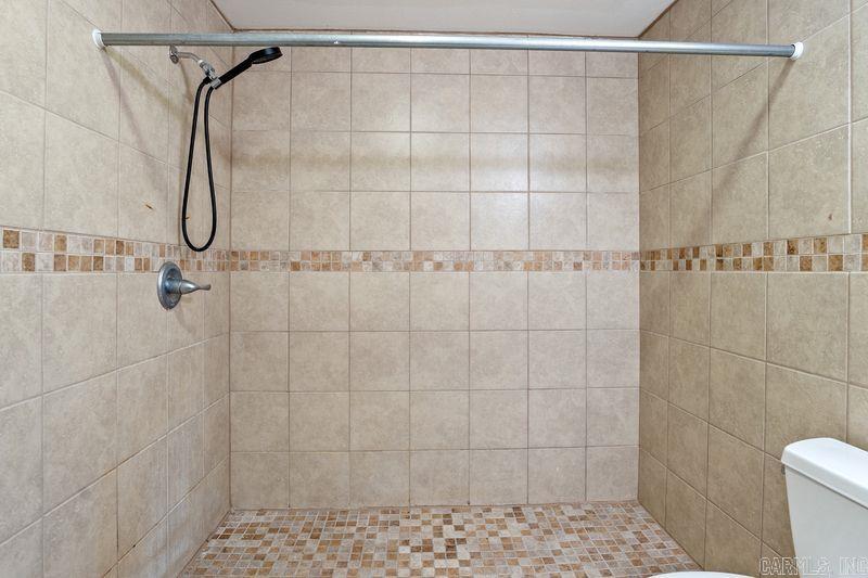 1102 N Lincoln Street Property Photo 24