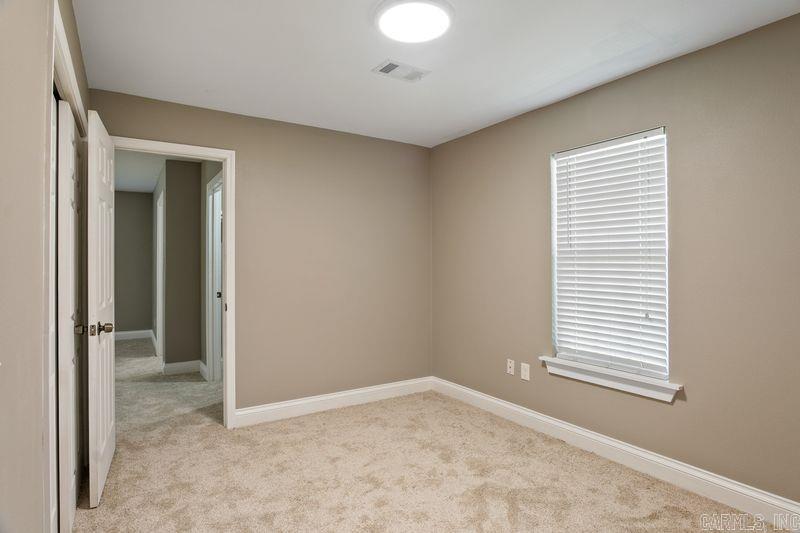 1102 N Lincoln Street Property Photo 28