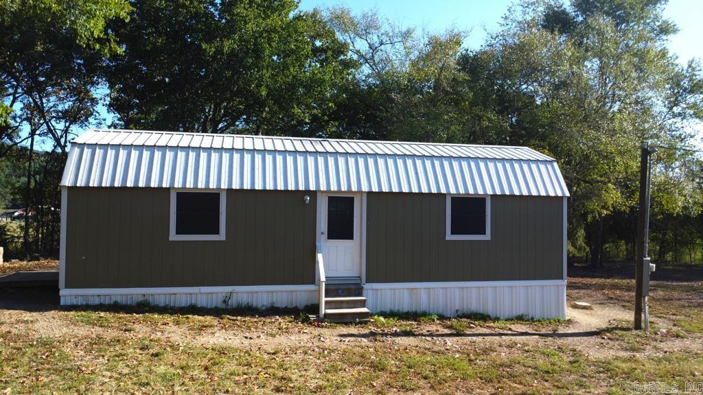 660 Barber Road Property Photo 1