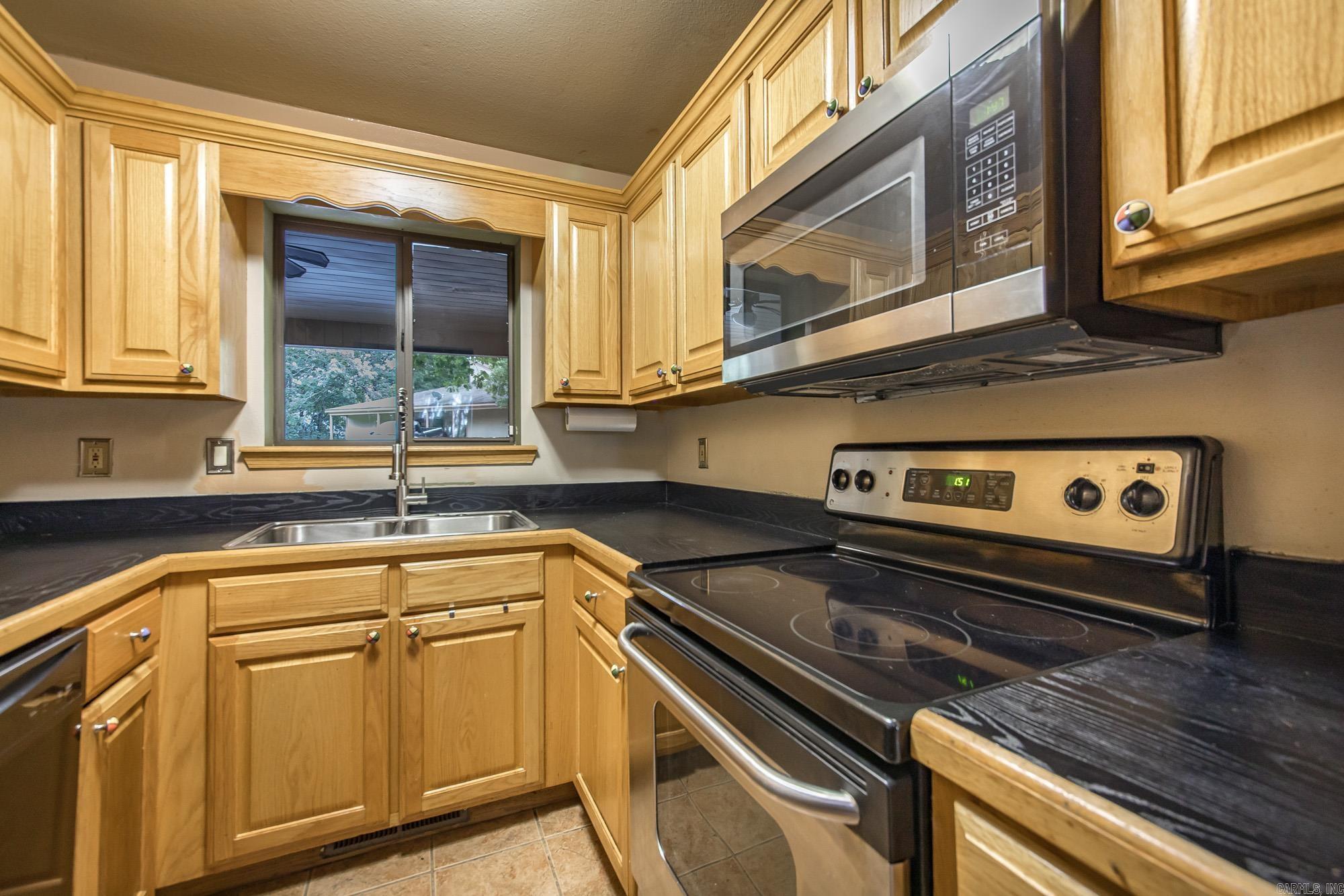 107 Shadow Ridge Loop Property Photo 11