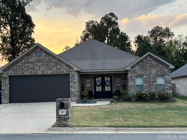 187 Oak Hill Cir Property Photo 1