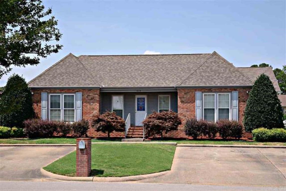1814 Executive Square Property Photo 1