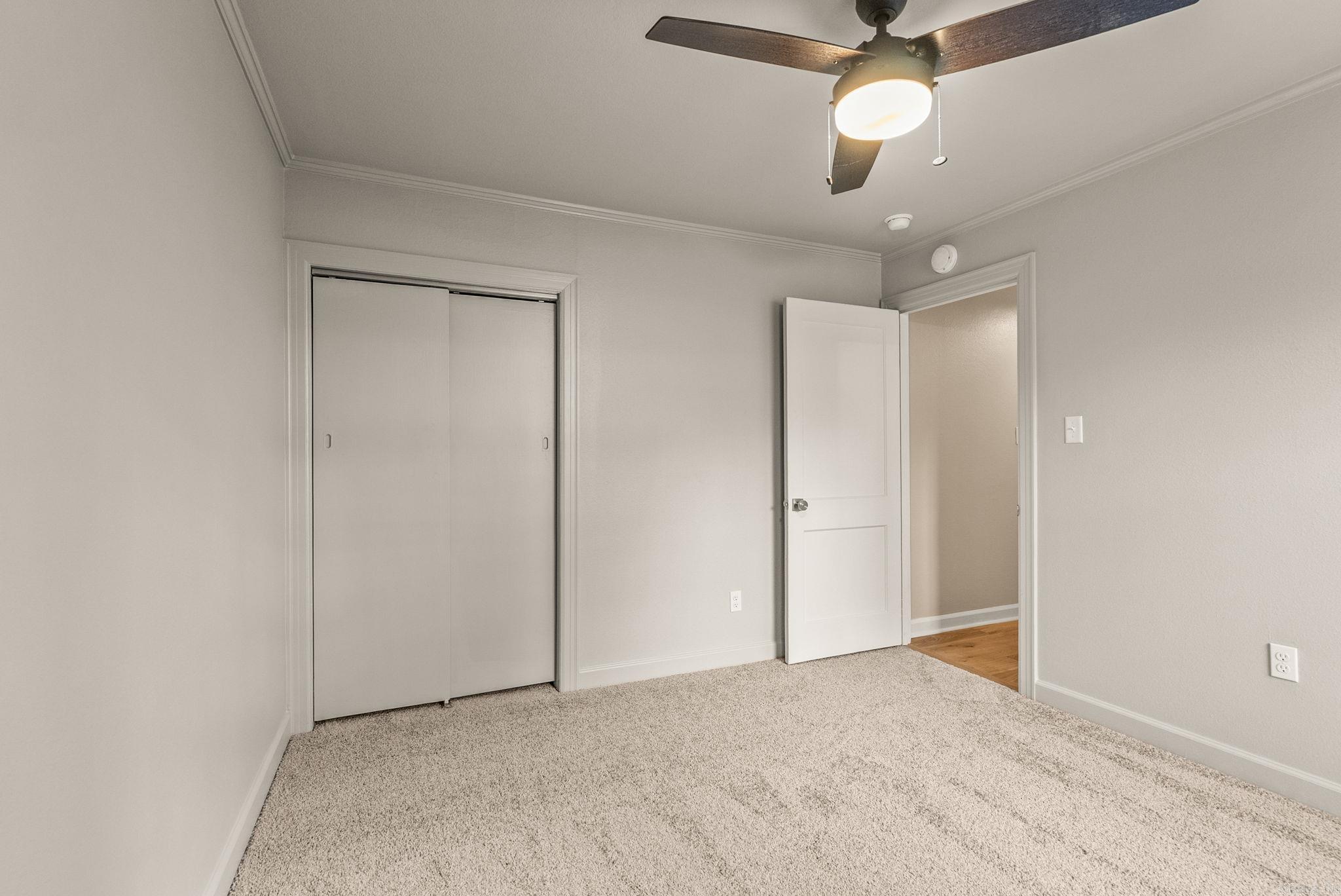 824 N Taylor Street Property Photo 24