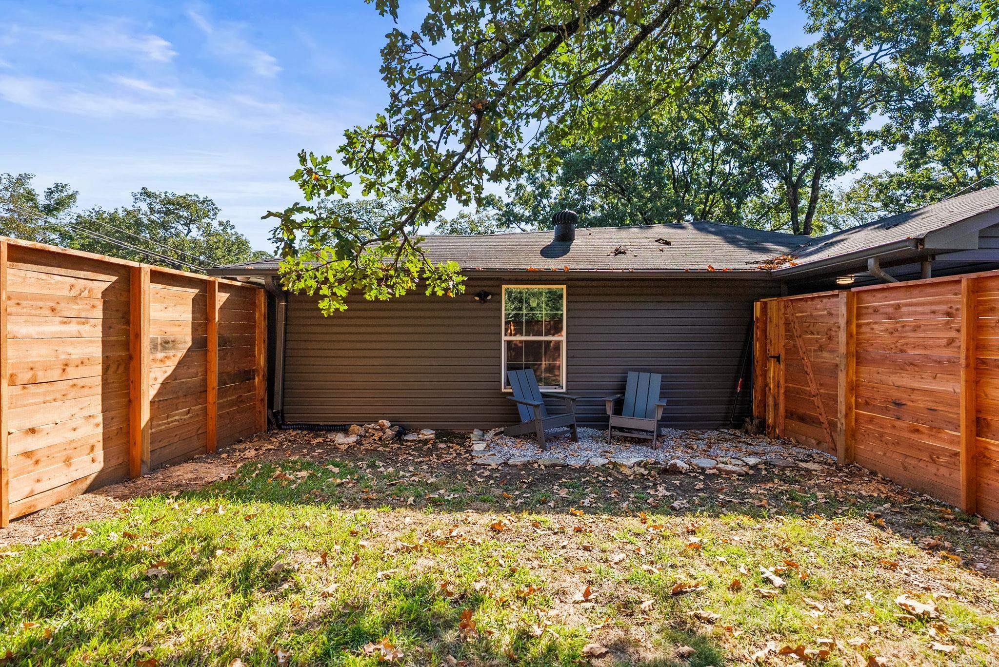 824 N Taylor Street Property Photo 30