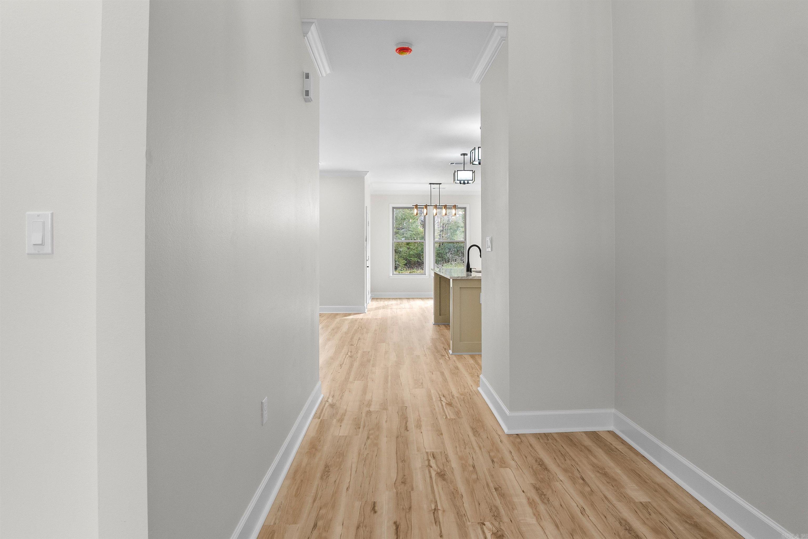 524 Madeleine Circle Property Photo 6