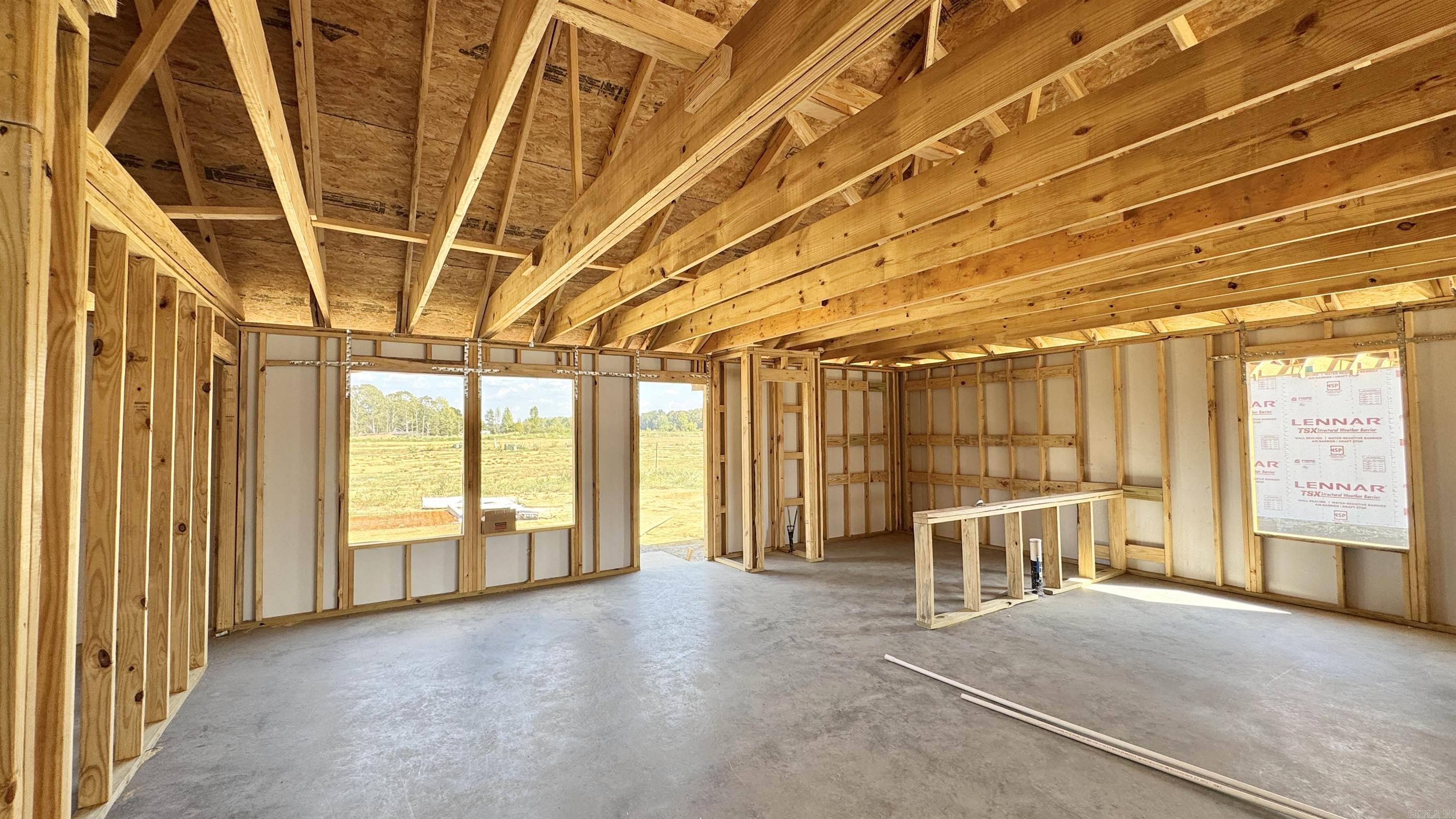 56 Farmhouse Loop Property Photo 3