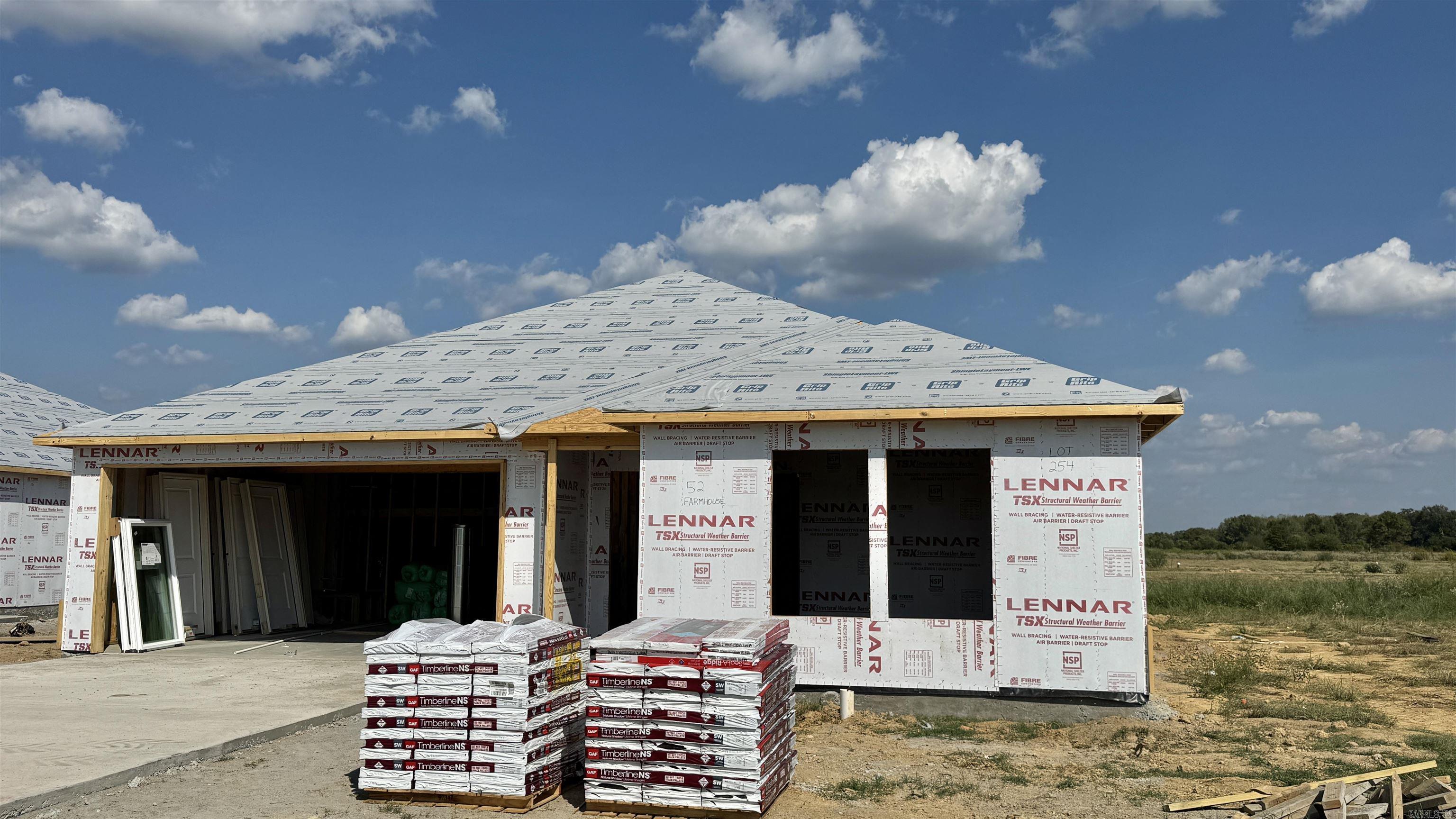 52 Farmhouse Loop Property Photo 1