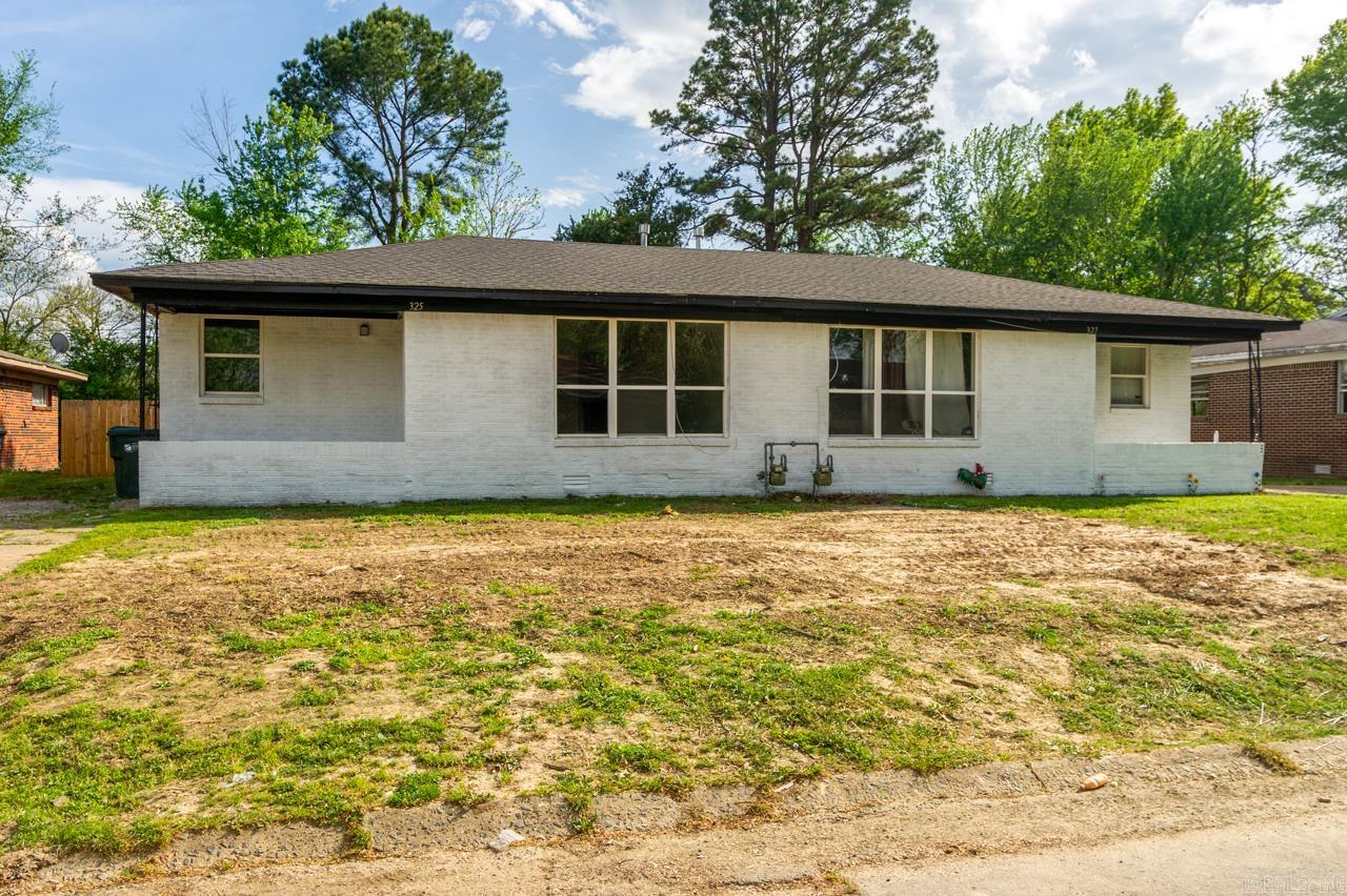 325 Hereford Street Property Photo 2