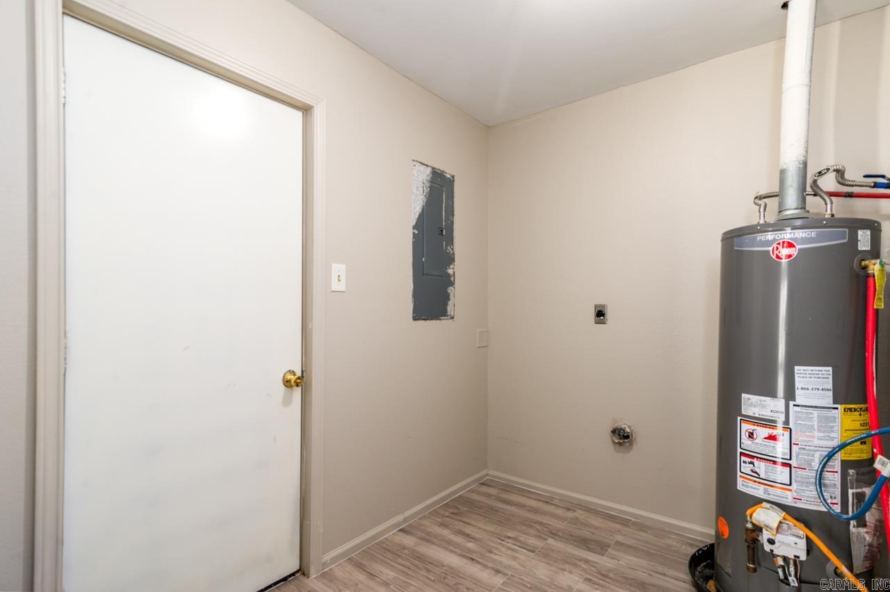325 Hereford Street Property Photo 18